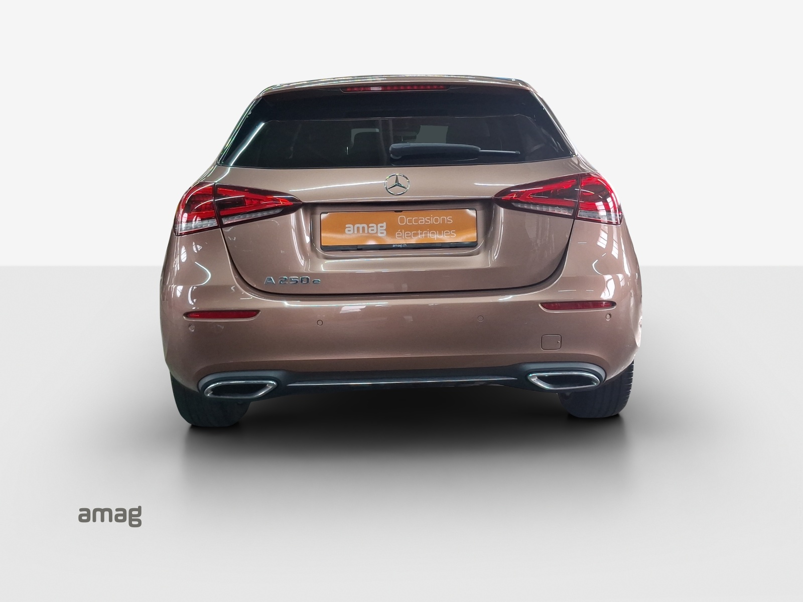 MERCEDES-BENZ A 250e Progressive 8G-DCT-image-4