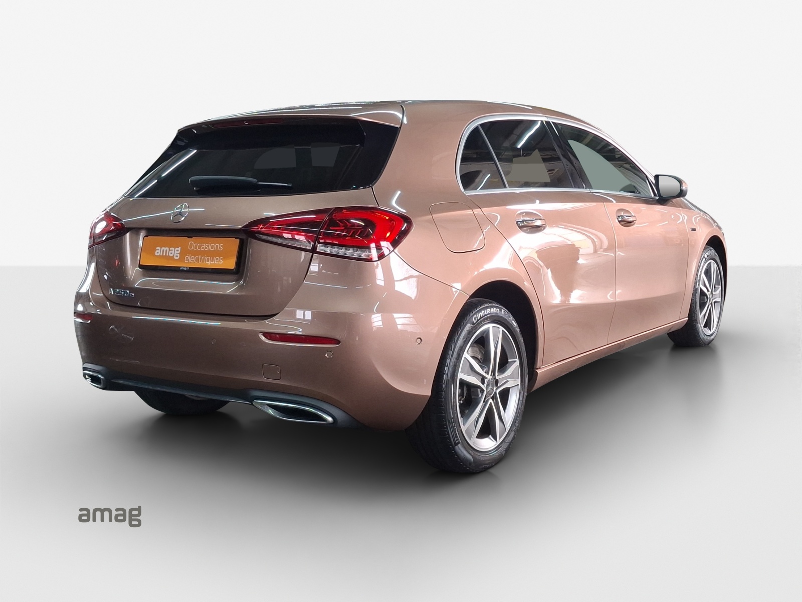 MERCEDES-BENZ A 250e Progressive 8G-DCT-image-5
