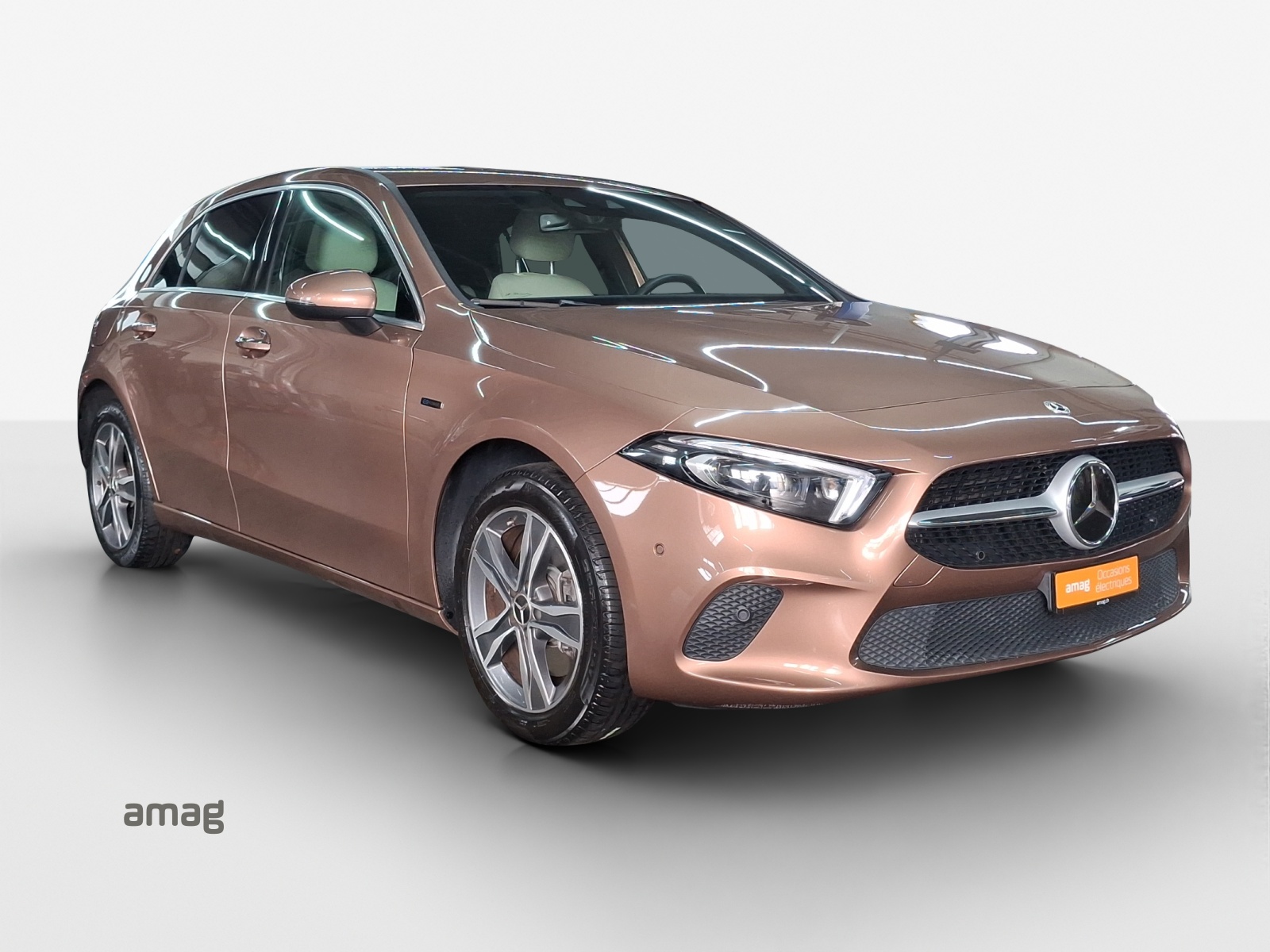MERCEDES-BENZ A 250e Progressive 8G-DCT-image-6