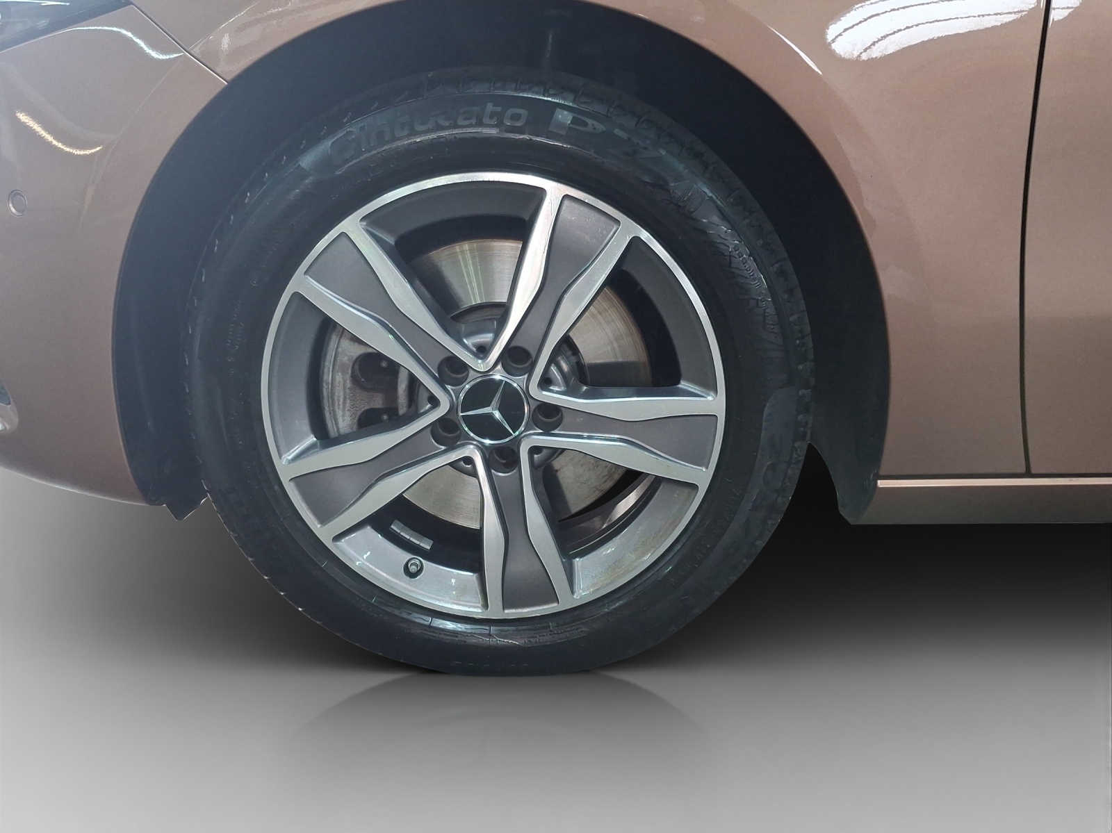 MERCEDES-BENZ A 250e Progressive 8G-DCT-image-15