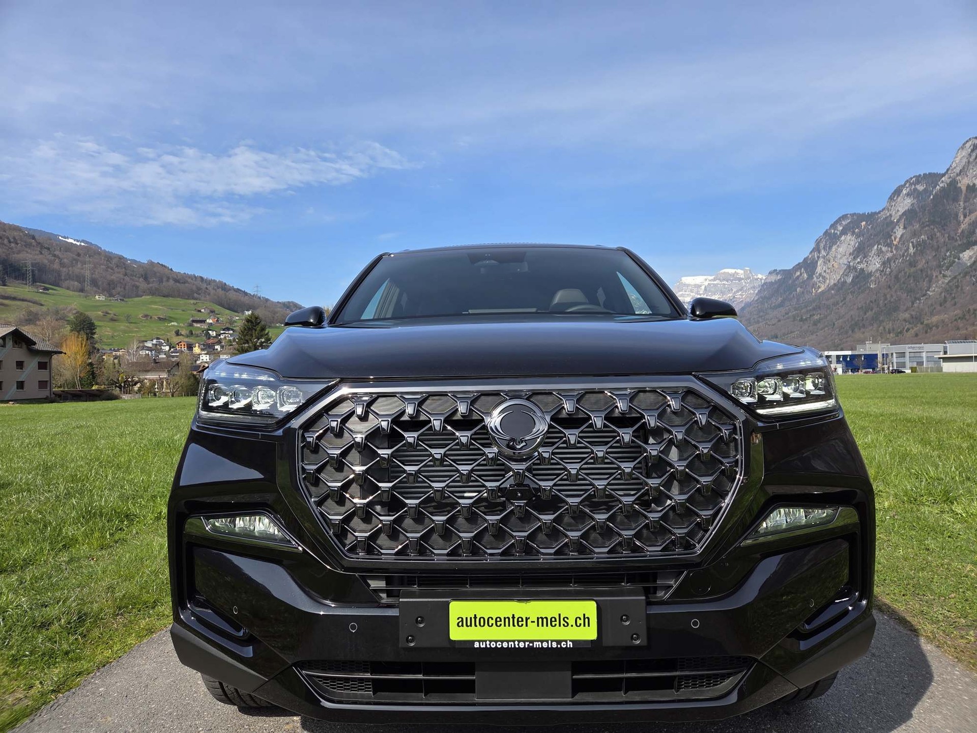 KGM-SsangYong Rexton RX 2.2CRDi Blackline 202 PS MJ2027-image-3