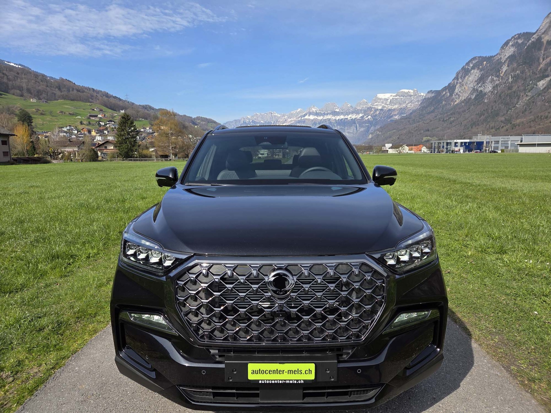 KGM-SsangYong Rexton RX 2.2CRDi Blackline 202 PS MJ2027-image-2