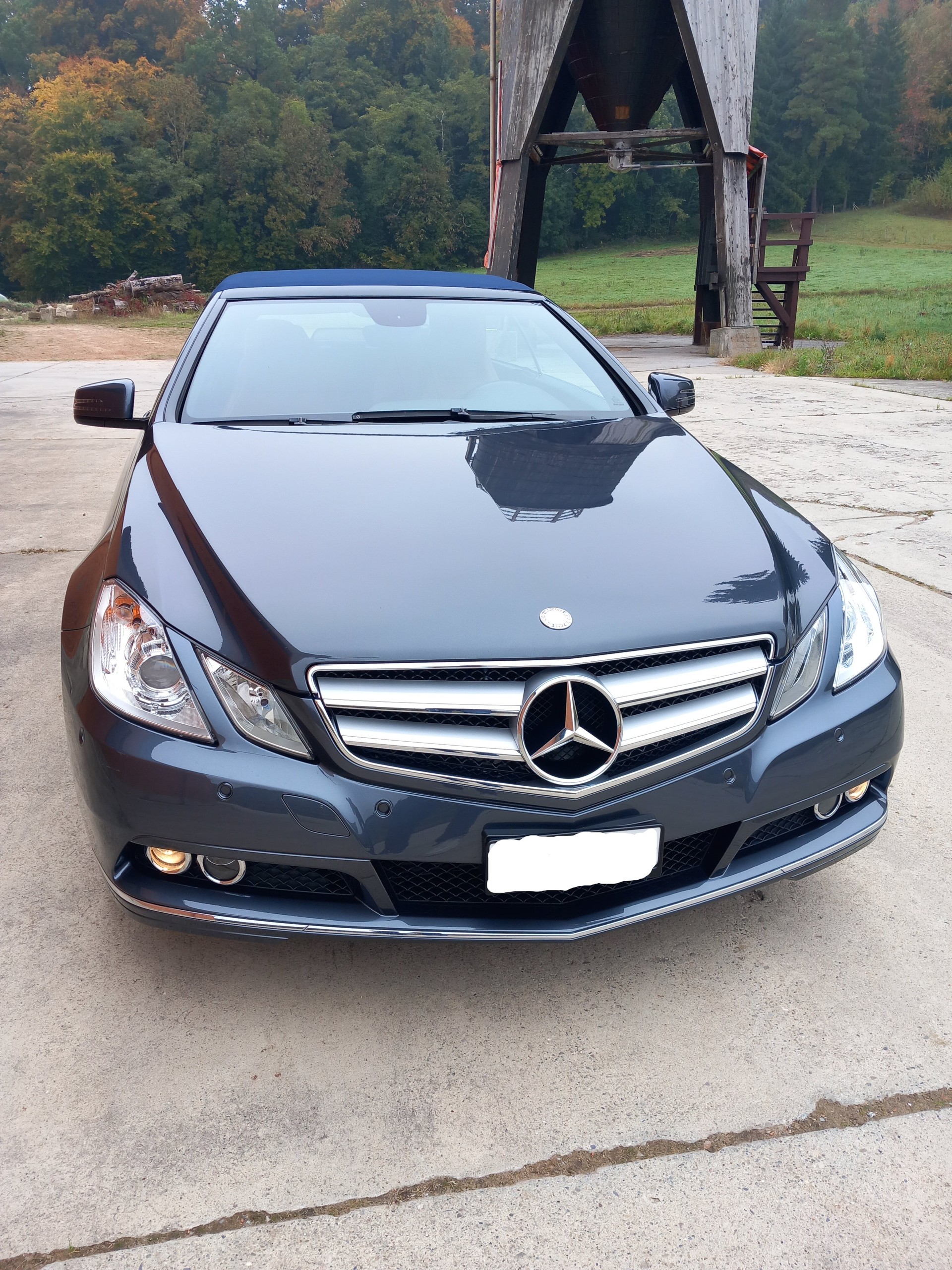 MERCEDES-BENZ E 250 CGI BlueEfficiency Automatic-image-0