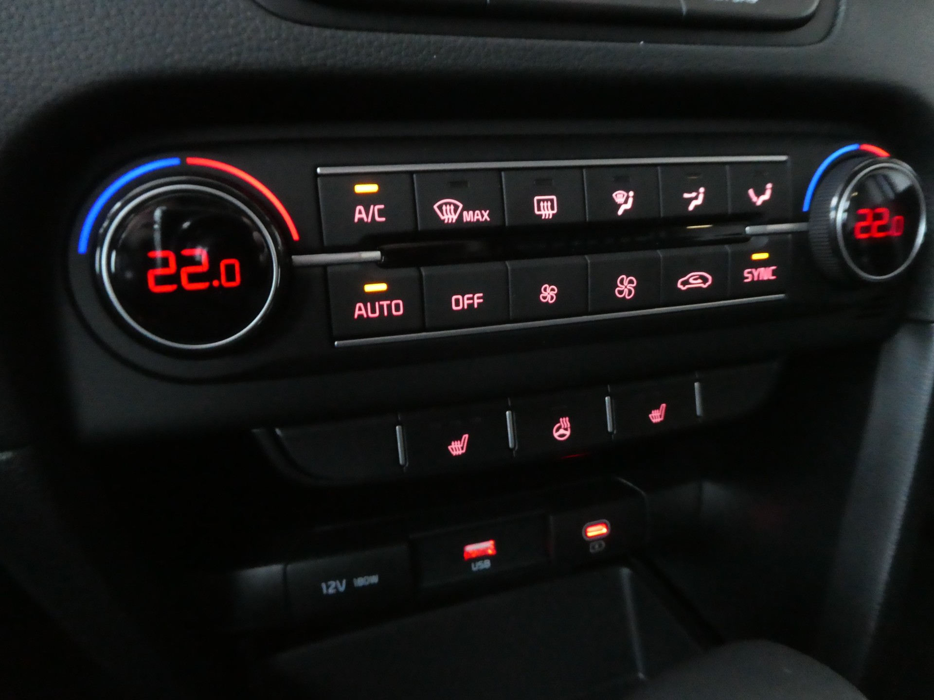 KIA Ceed Sportswagon 1.5 T-GDi MHEV Power DCT-image-12