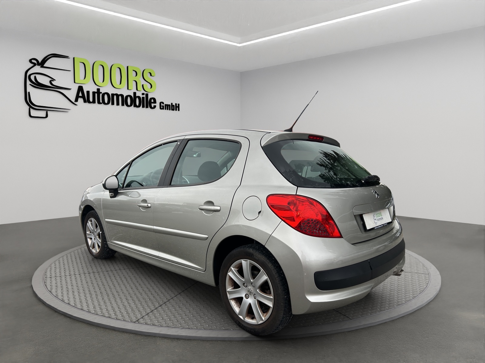 PEUGEOT 207 1.6 16V Sport Pack-image-8