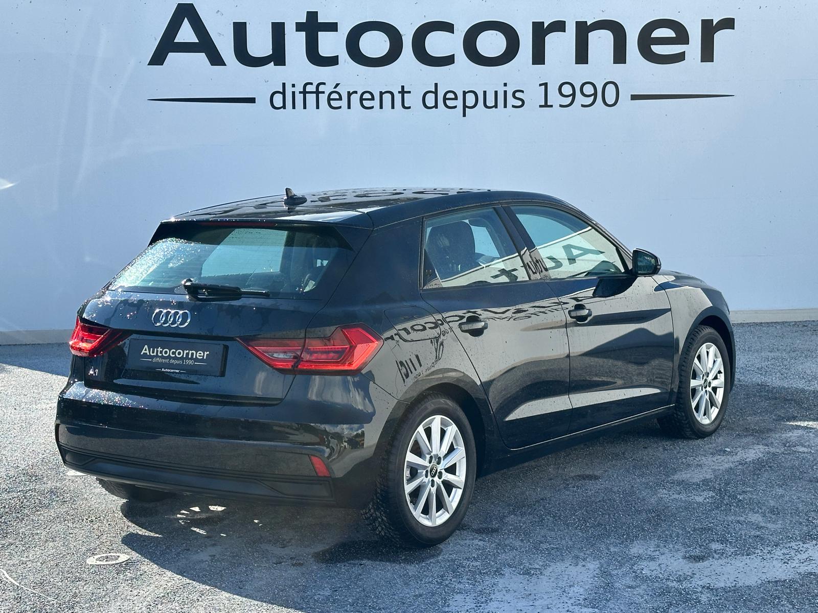 AUDI A1 Sportback 30 TFSI Attraction S-tronic-image-1