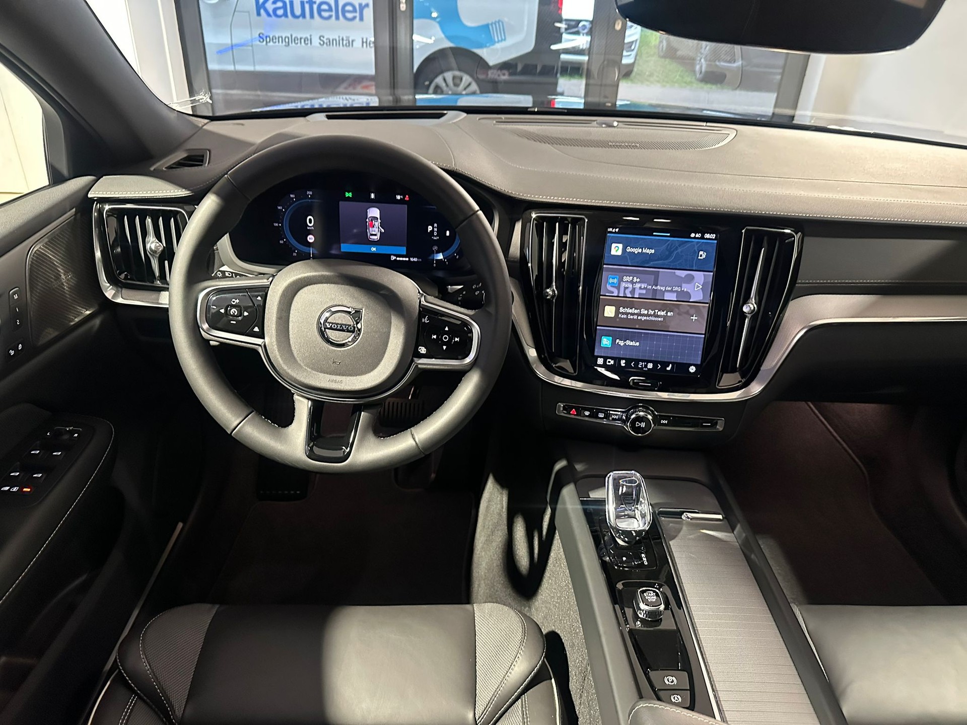 VOLVO V60 B4 MHD Ultra Dark DCT-image-7