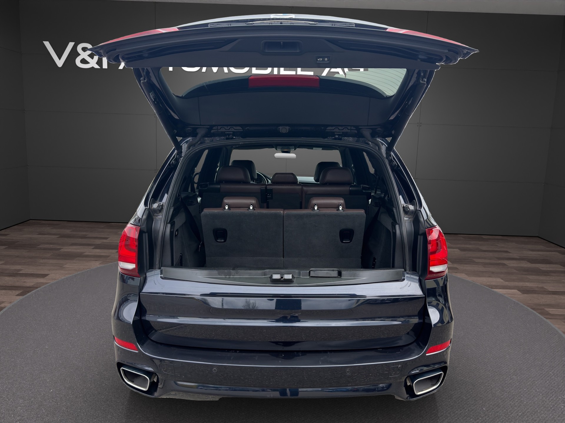 BMW X5 xDrive 40d Steptronic-image-23