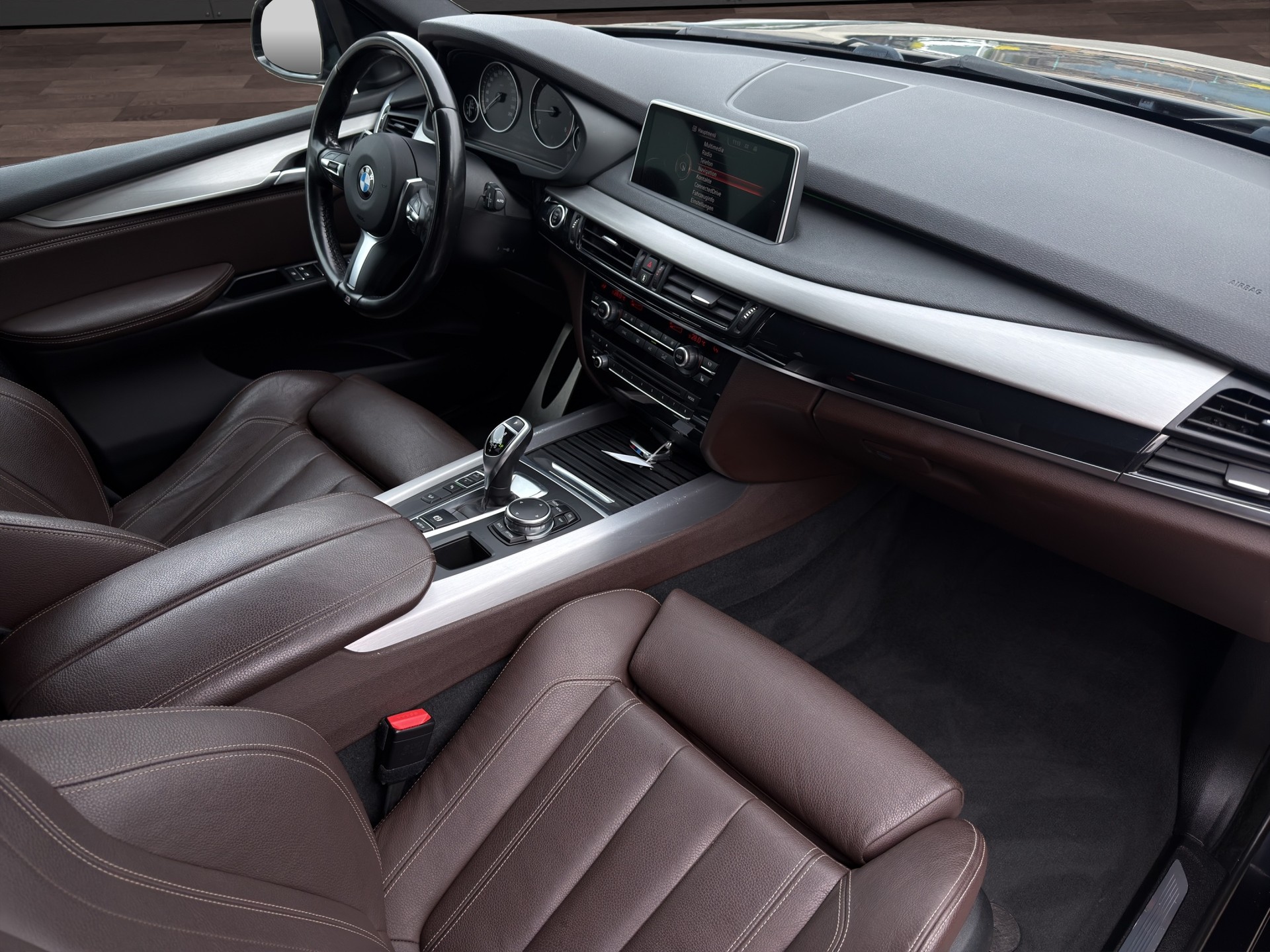 BMW X5 xDrive 40d Steptronic-image-18