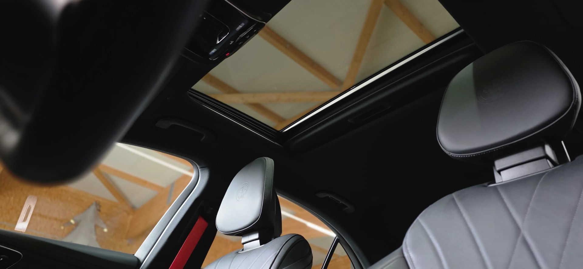 MERCEDES-BENZ C 43 AMG 4Matic *Napa Leder*Laneassist*Ambientebeleuchtung*Rückfahrkamera*Sitzheizung*Schiebedach*-image-10