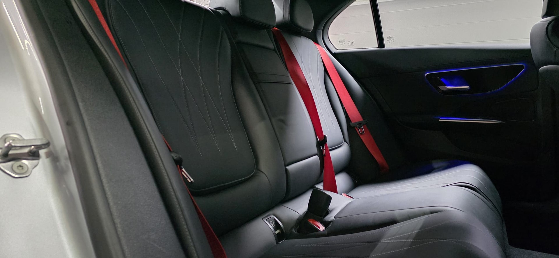 MERCEDES-BENZ C 43 AMG 4Matic *Napa Leder*Laneassist*Ambientebeleuchtung*Rückfahrkamera*Sitzheizung*Schiebedach*-image-28