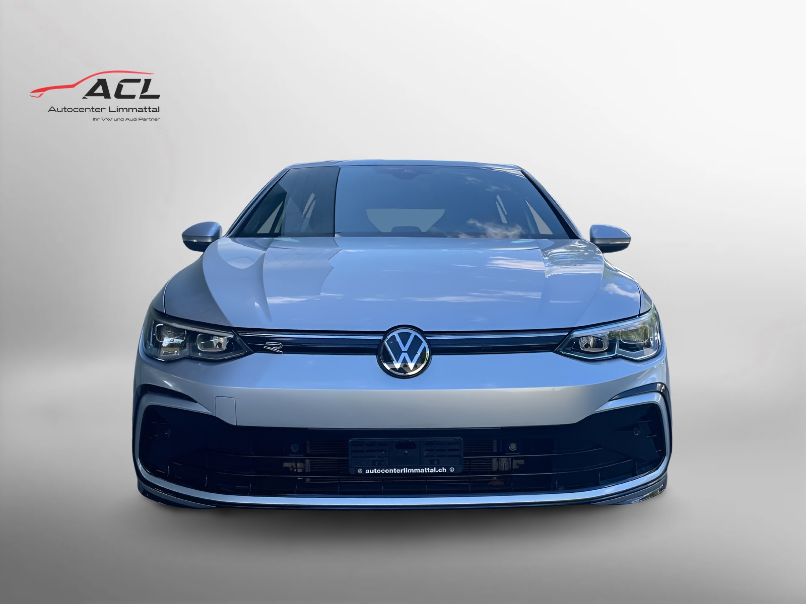 VW Golf R-Line 1.5eTSI 150PS DSG-image-1