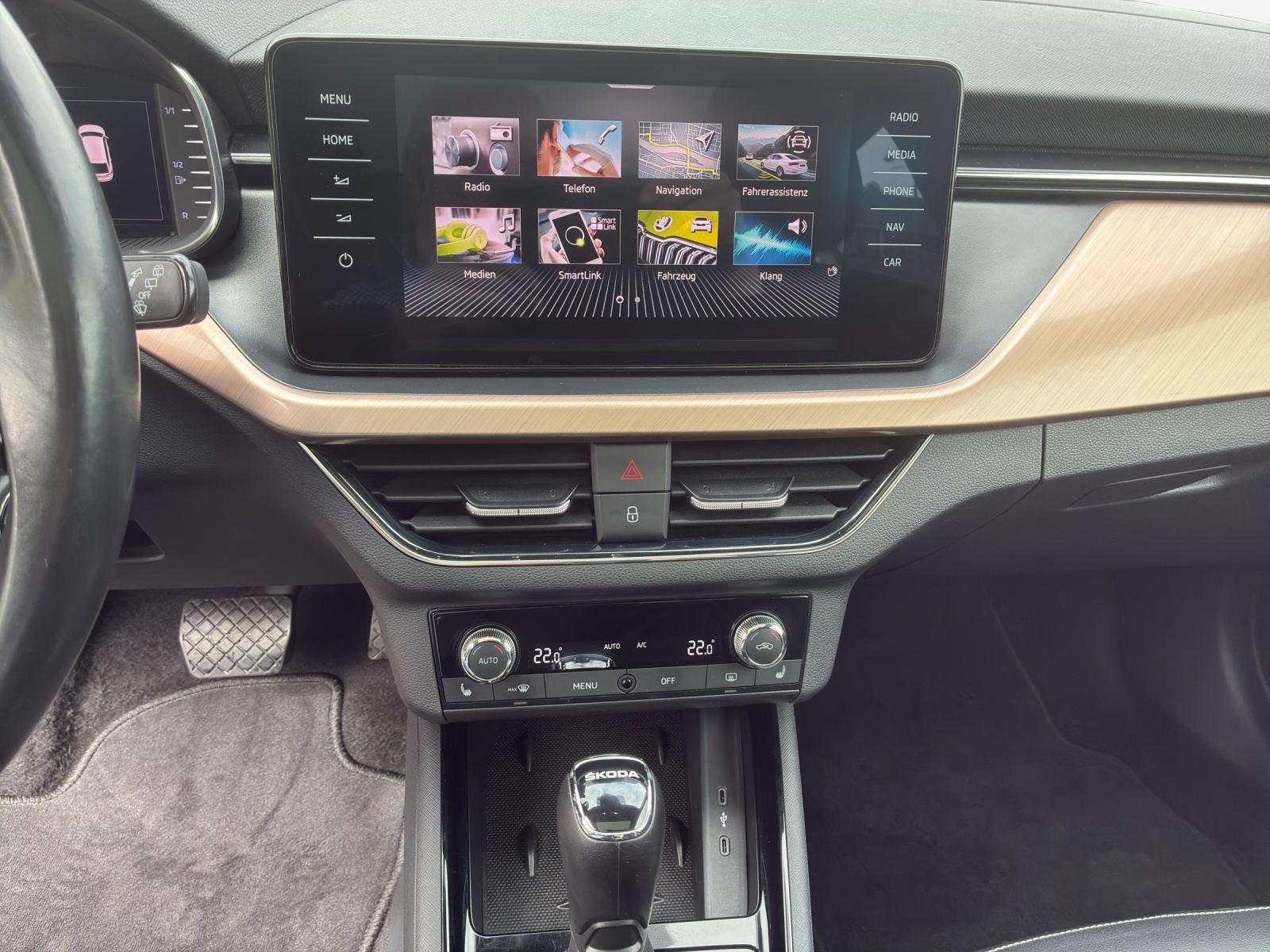 SKODA Scala 1.5 TSI ACT Style DSG-image-10