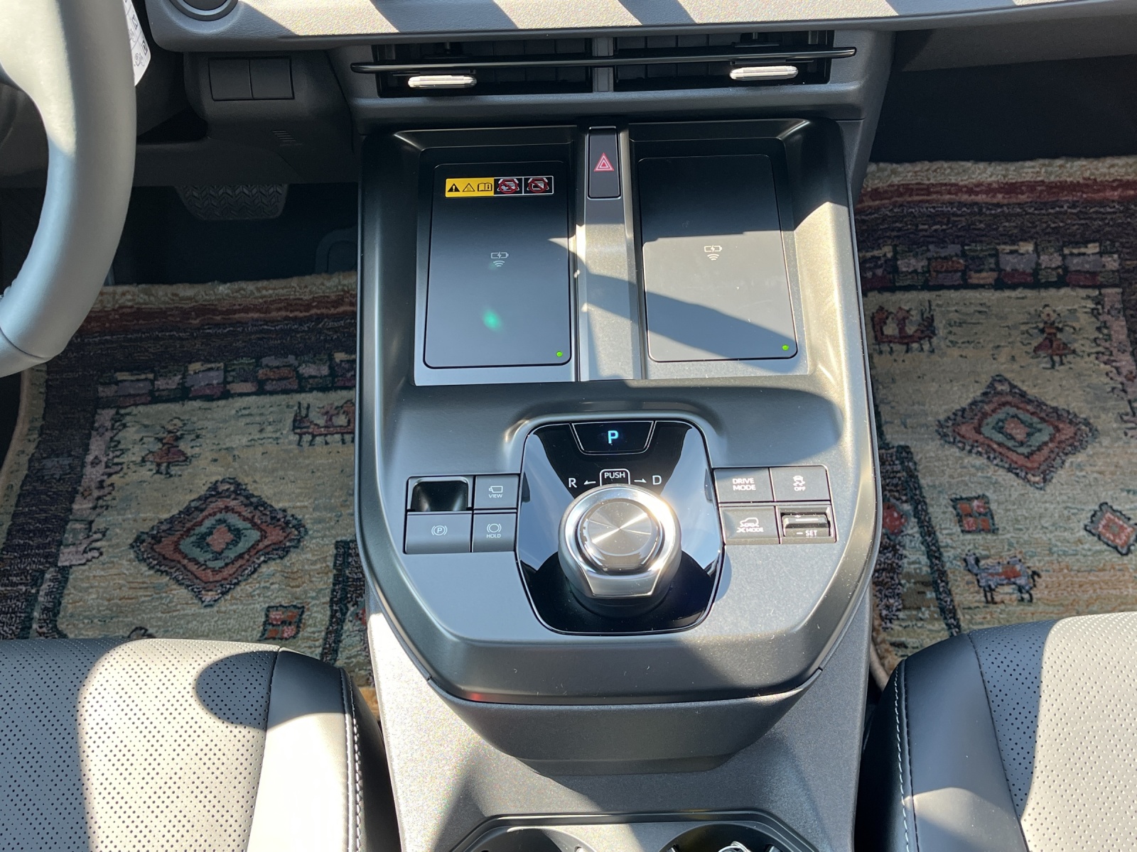 SUBARU Solterra eV Luxury AWD-image-14