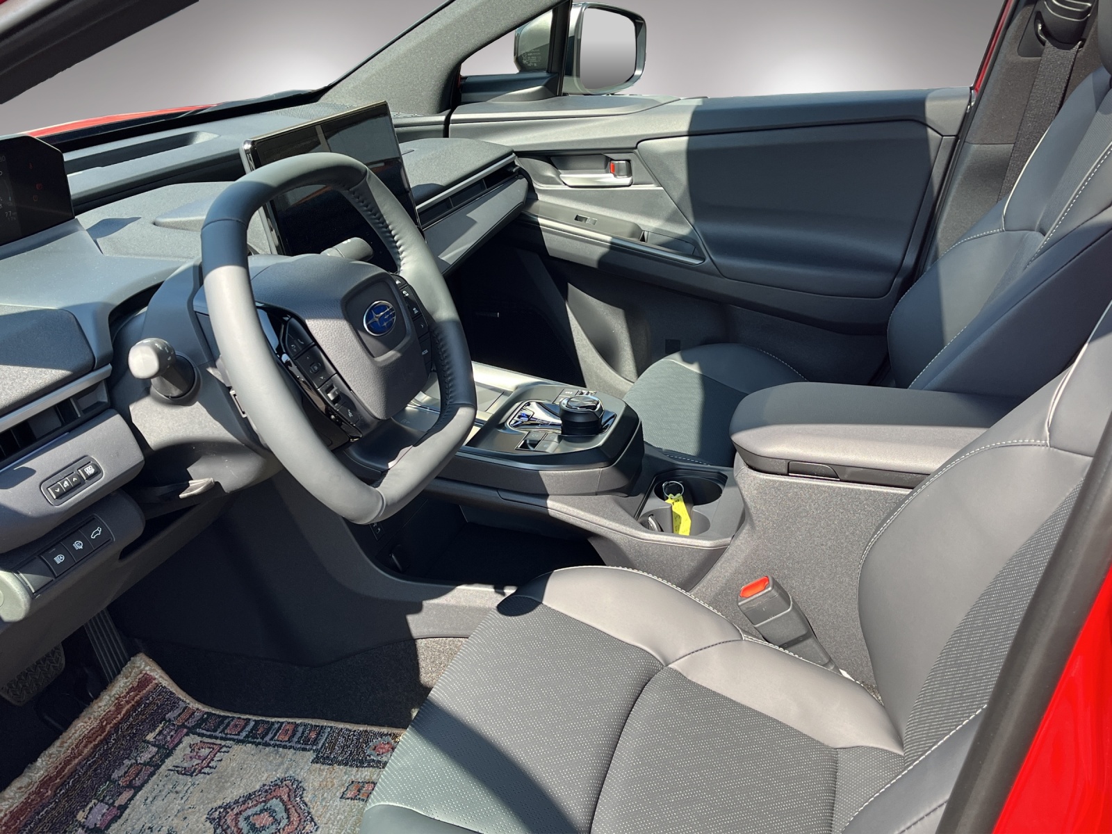 SUBARU Solterra eV Luxury AWD-image-8
