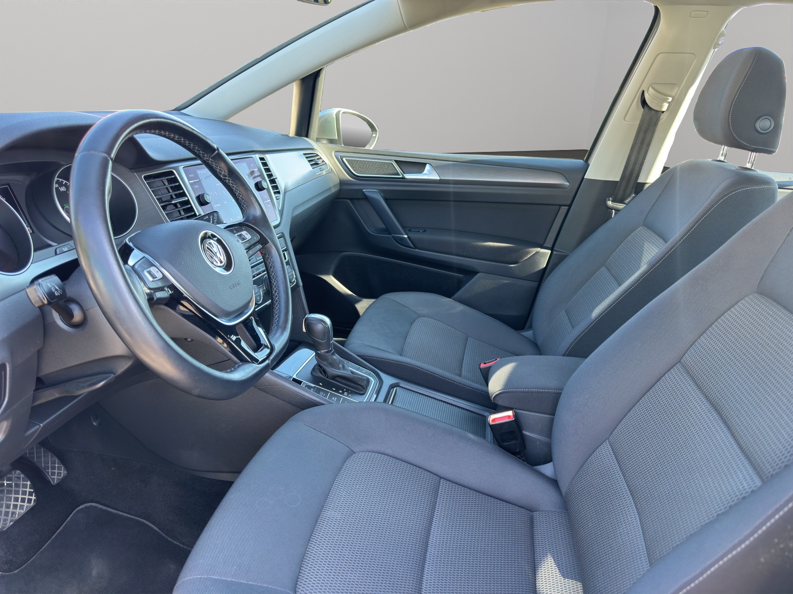 VW Golf Sportsvan 1.5 TSI EVO Comfortline DSG-image-8