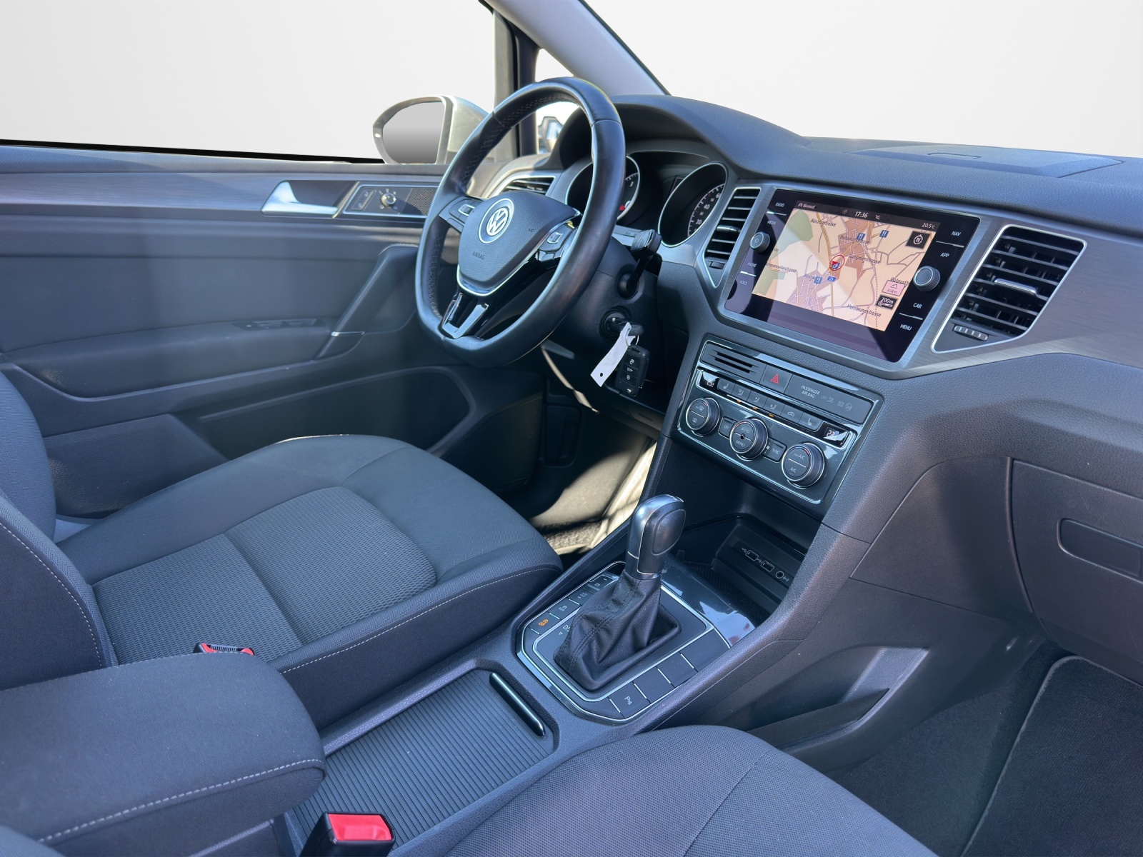 VW Golf Sportsvan 1.5 TSI EVO Comfortline DSG-image-12