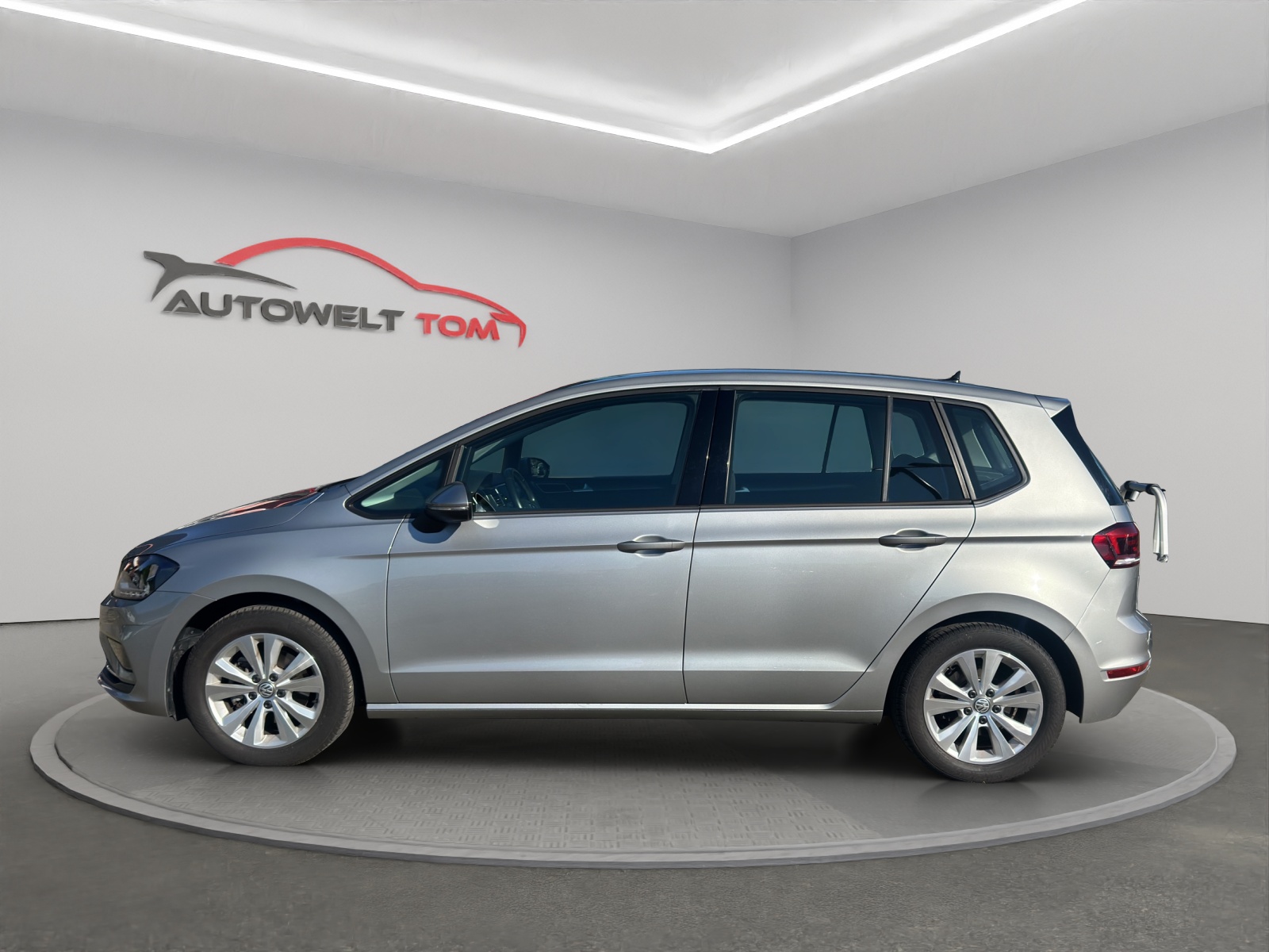 VW Golf Sportsvan 1.5 TSI EVO Comfortline DSG-image-1