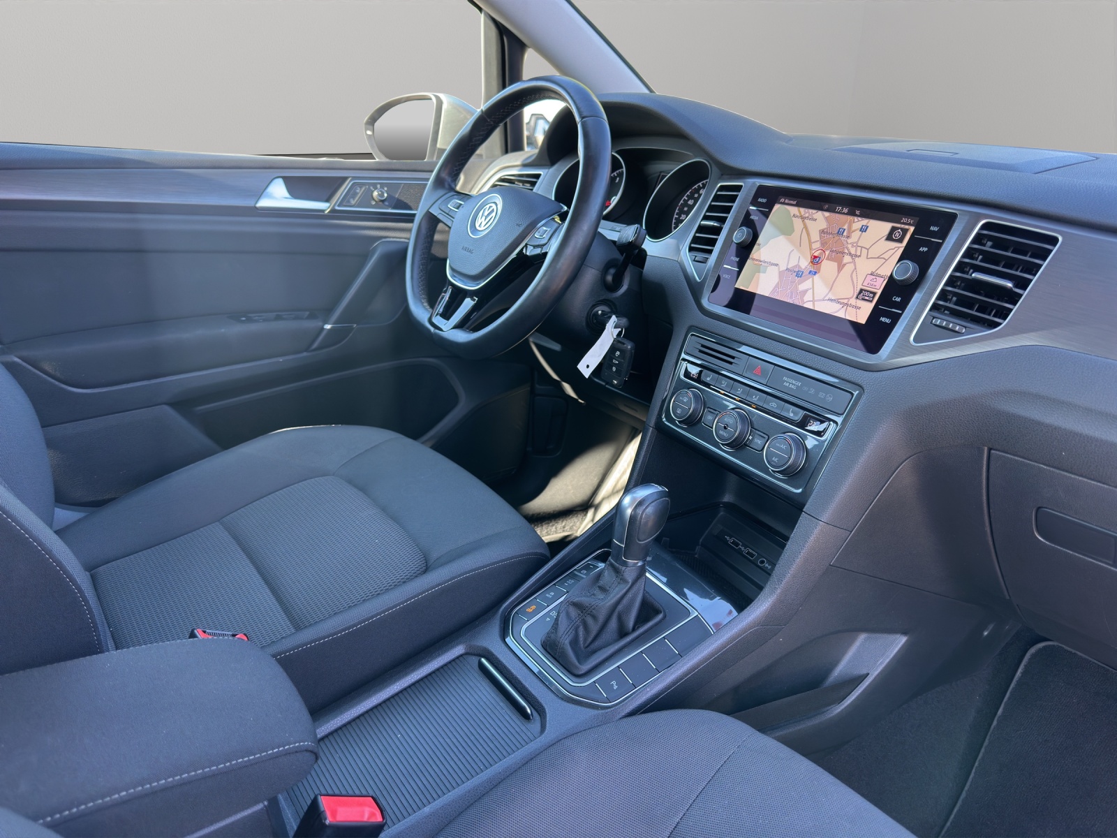 VW Golf Sportsvan 1.5 TSI EVO Comfortline DSG-image-12