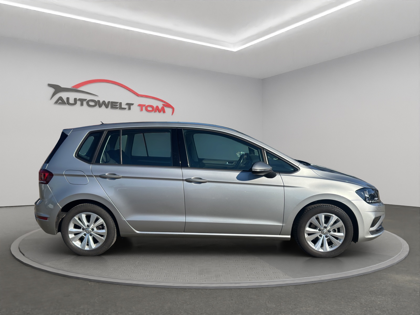 VW Golf Sportsvan 1.5 TSI EVO Comfortline DSG-image-5
