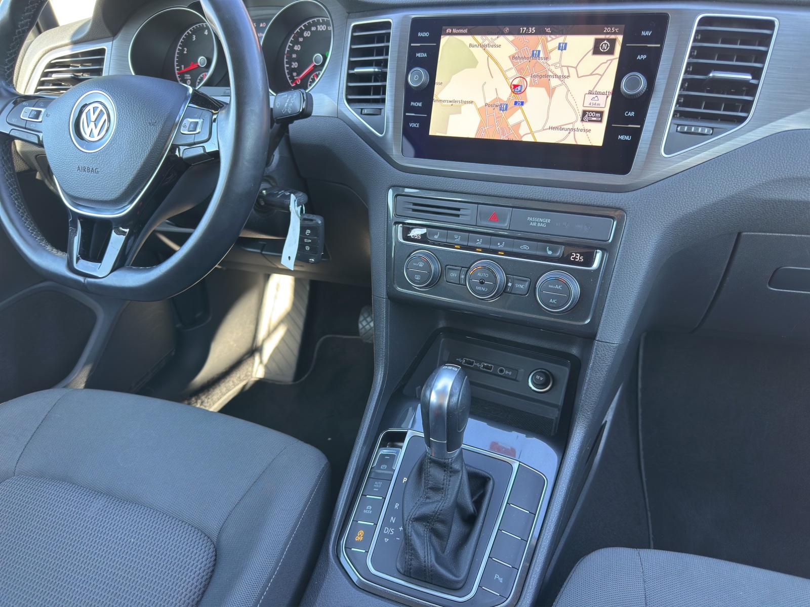 VW Golf Sportsvan 1.5 TSI EVO Comfortline DSG-image-11