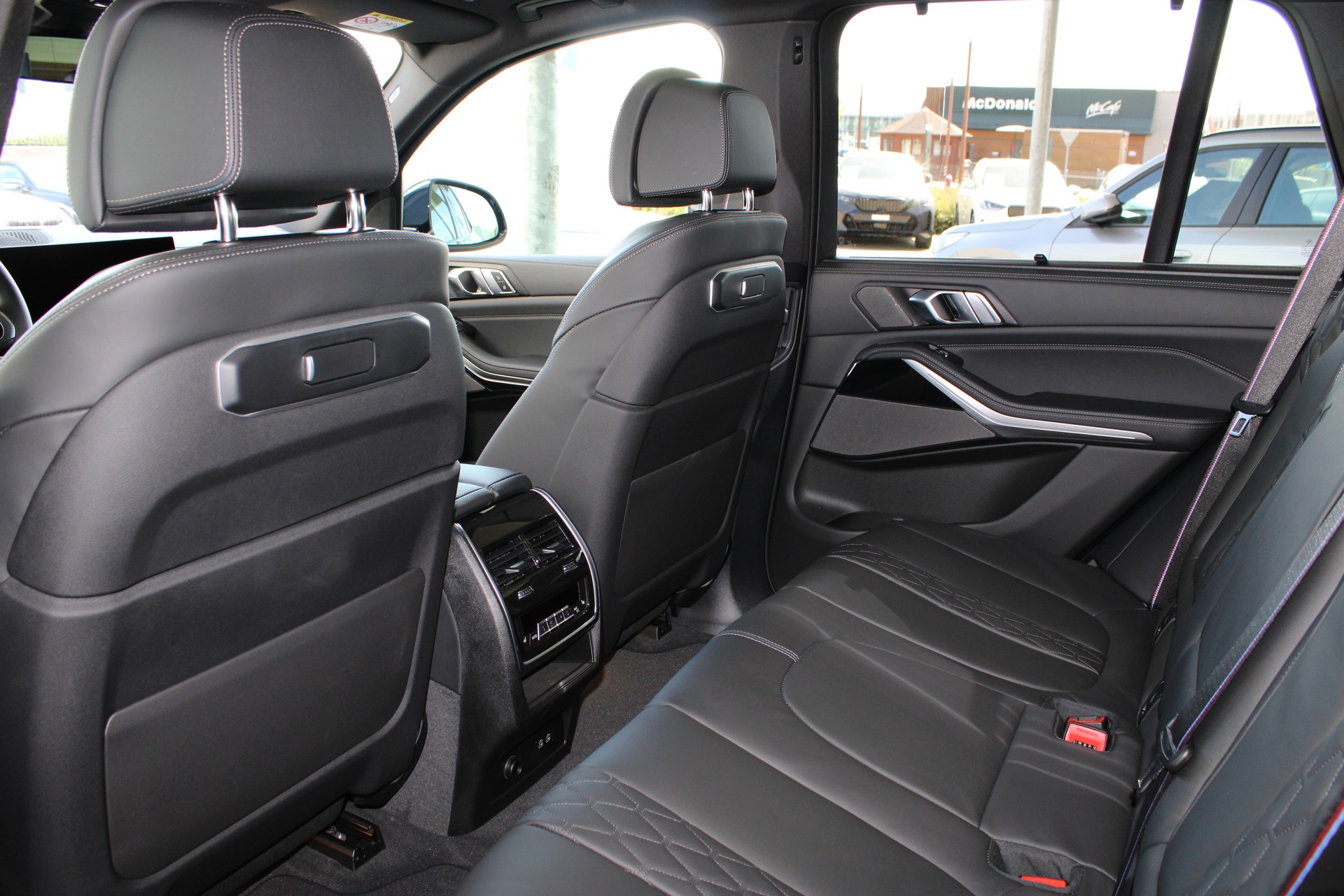 BMW X5 xDrive 40d M Sport Pro-image-12
