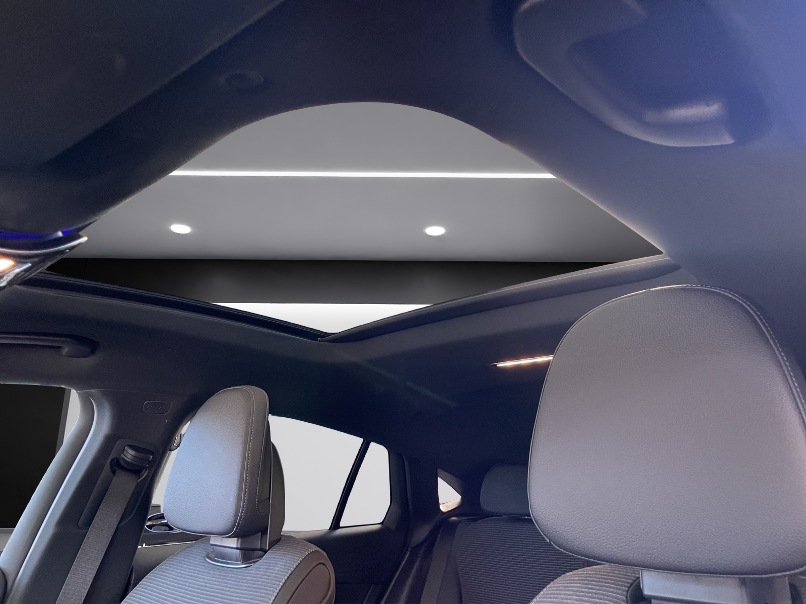 Image MERCEDES-BENZ GLC-300 GLC Coupé 300 e 4Matic 9G-Tronic