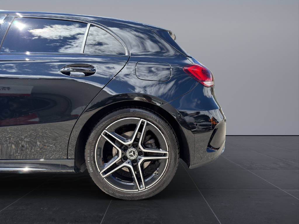 MERCEDES-BENZ A 200 AMG Line 4m-image-18