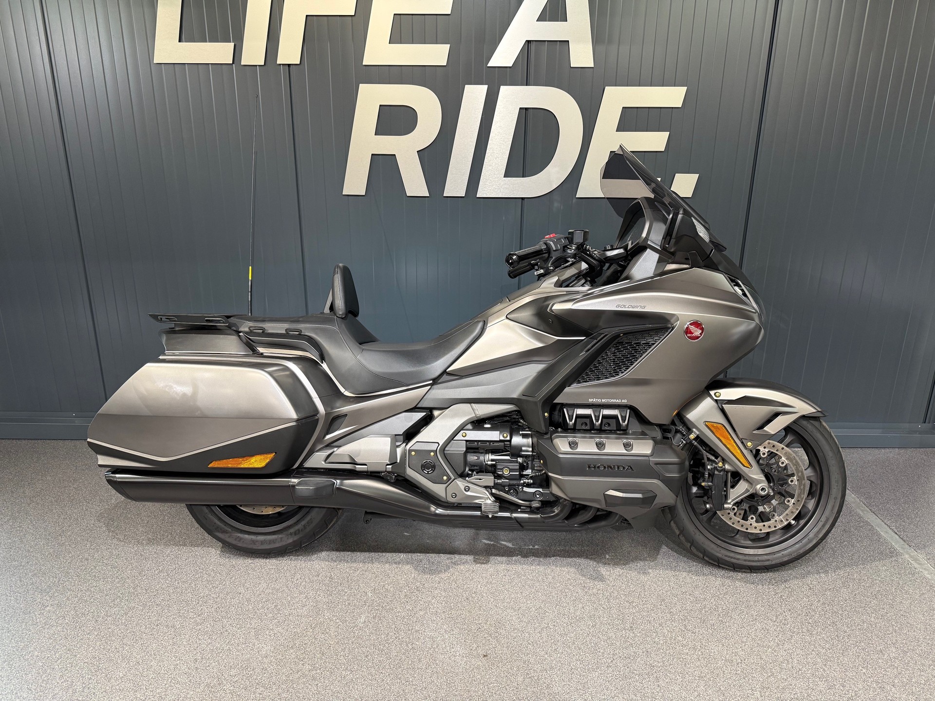 HONDA GL 1800 B Goldwing