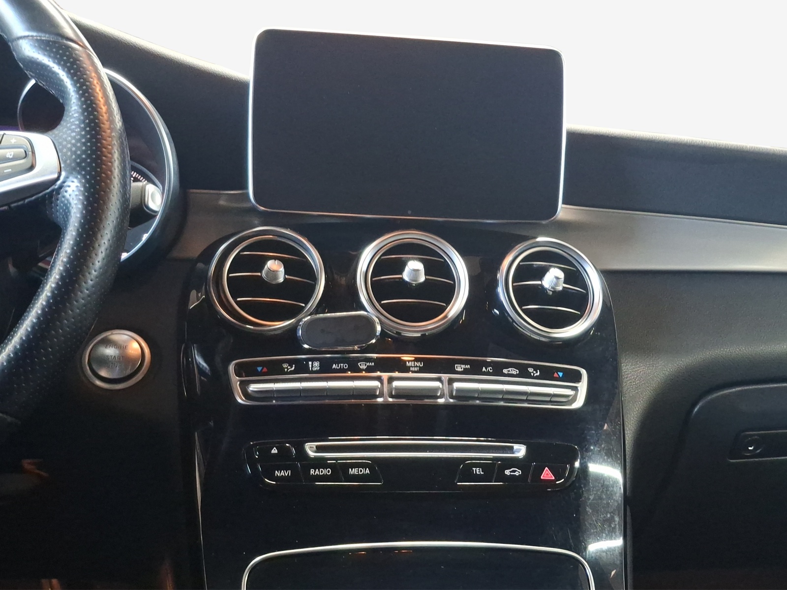MERCEDES-BENZ GLC 250 Runout Edition 4Matic 9G-Tronic-image-10