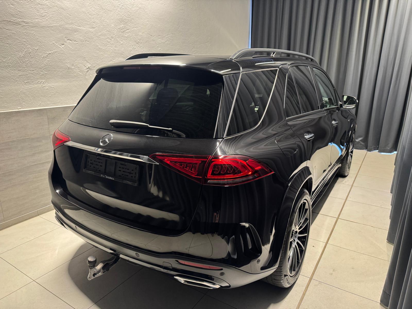 MERCEDES-BENZ GLE 350 e 4Matic AMG Line 9G-Tronic-image-5