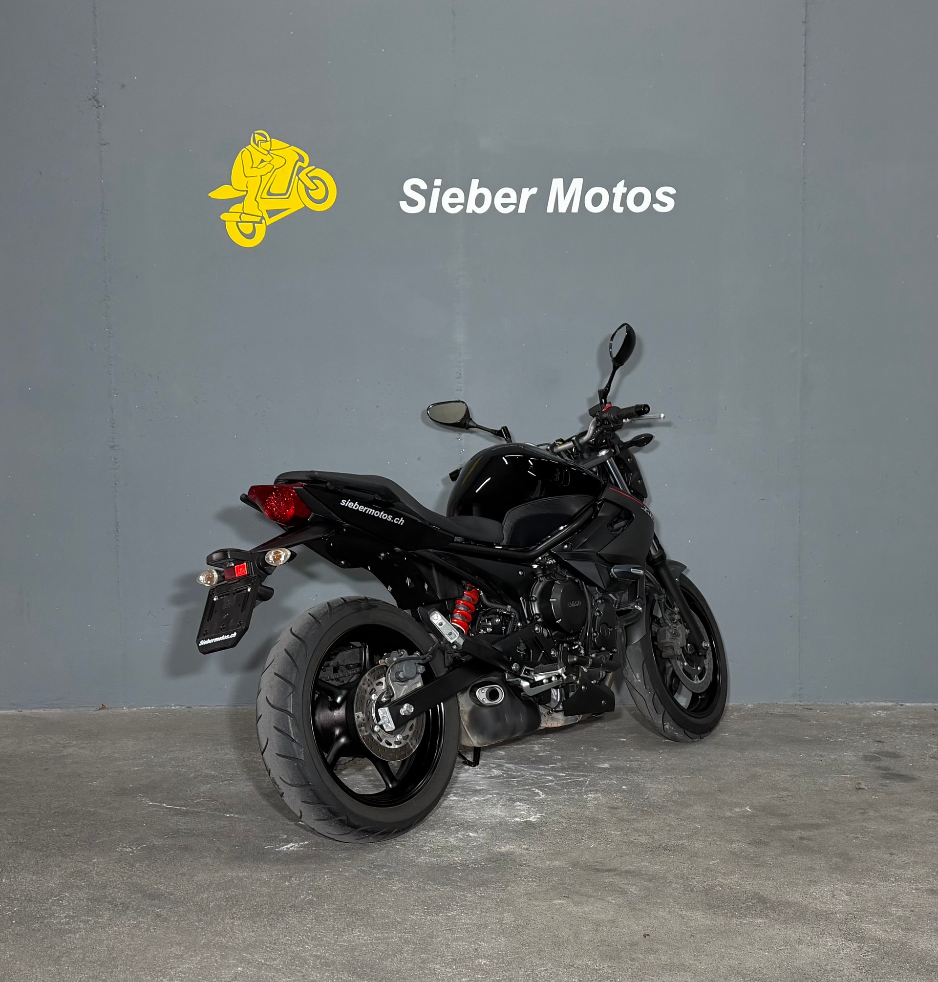 YAMAHA XJ 6 N ABS-showroom-element-3