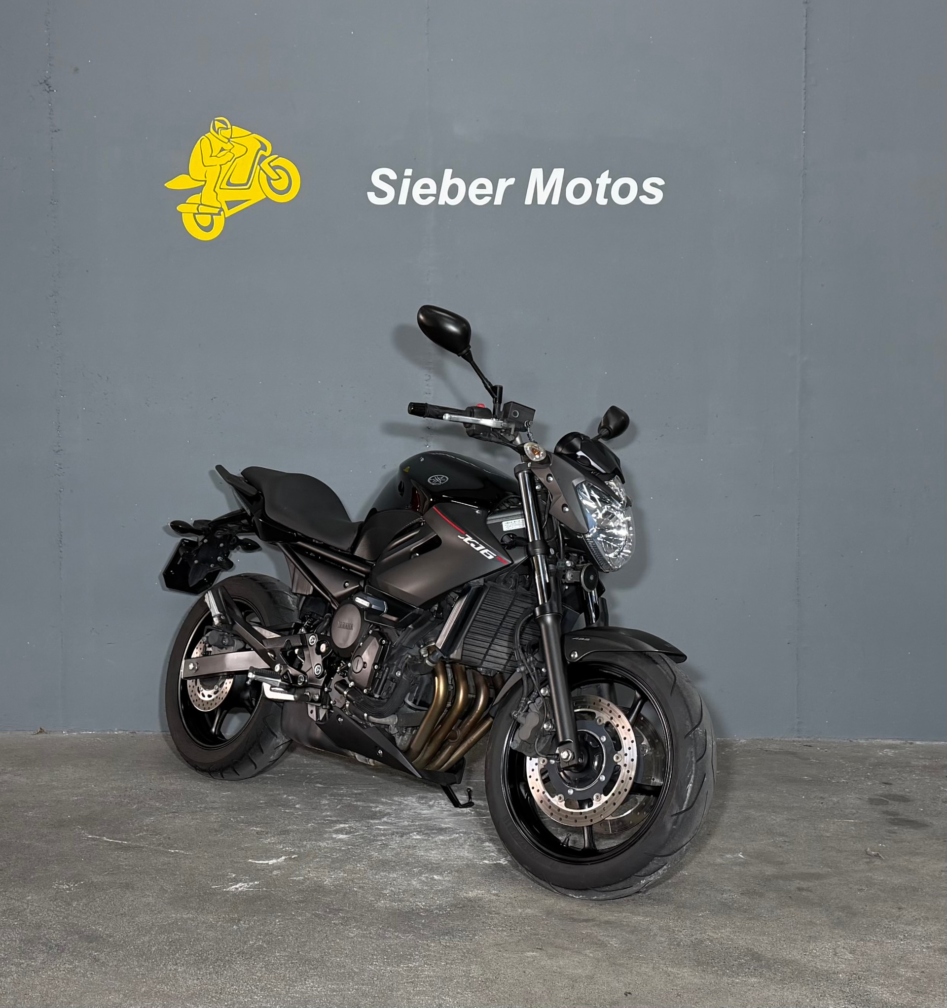 YAMAHA XJ 6 N ABS-showroom-element-1