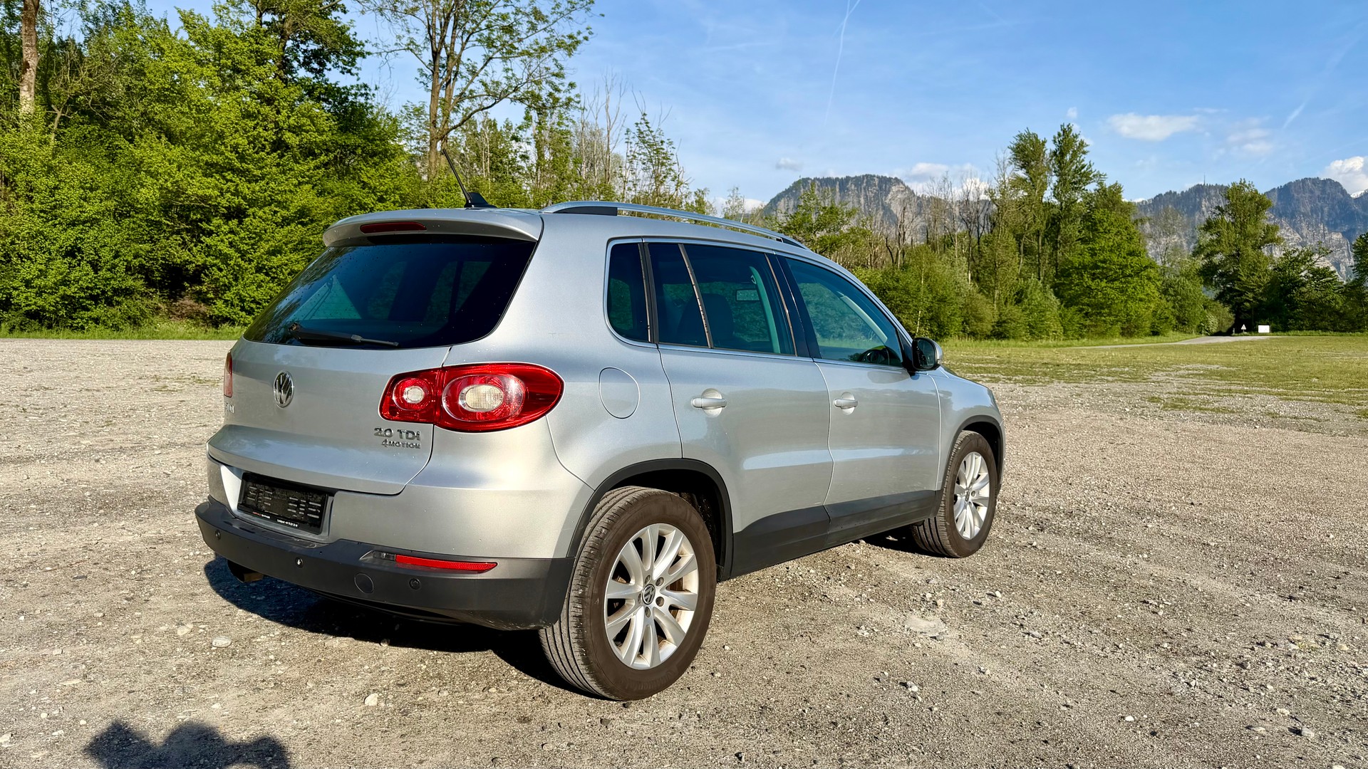 VW Tiguan 2.0 TDI Team-image-4