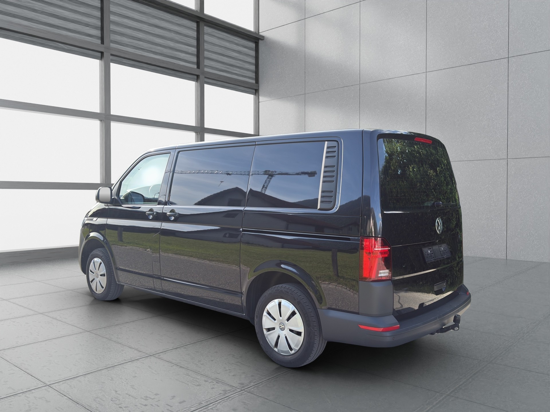 VW T6.1 2.0 TDI 4Motion DSG-image-5