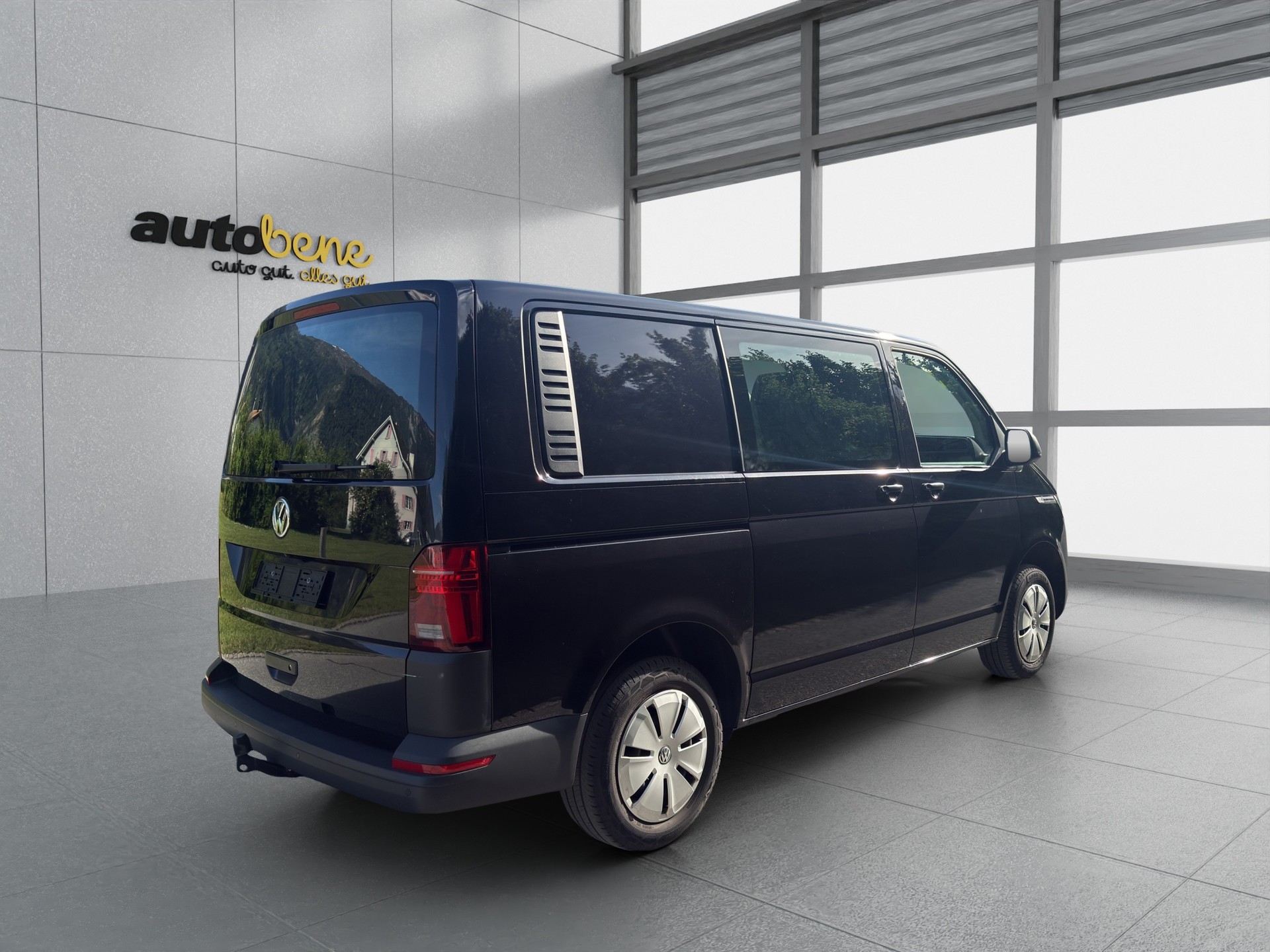 VW T6.1 2.0 TDI 4Motion DSG-image-3