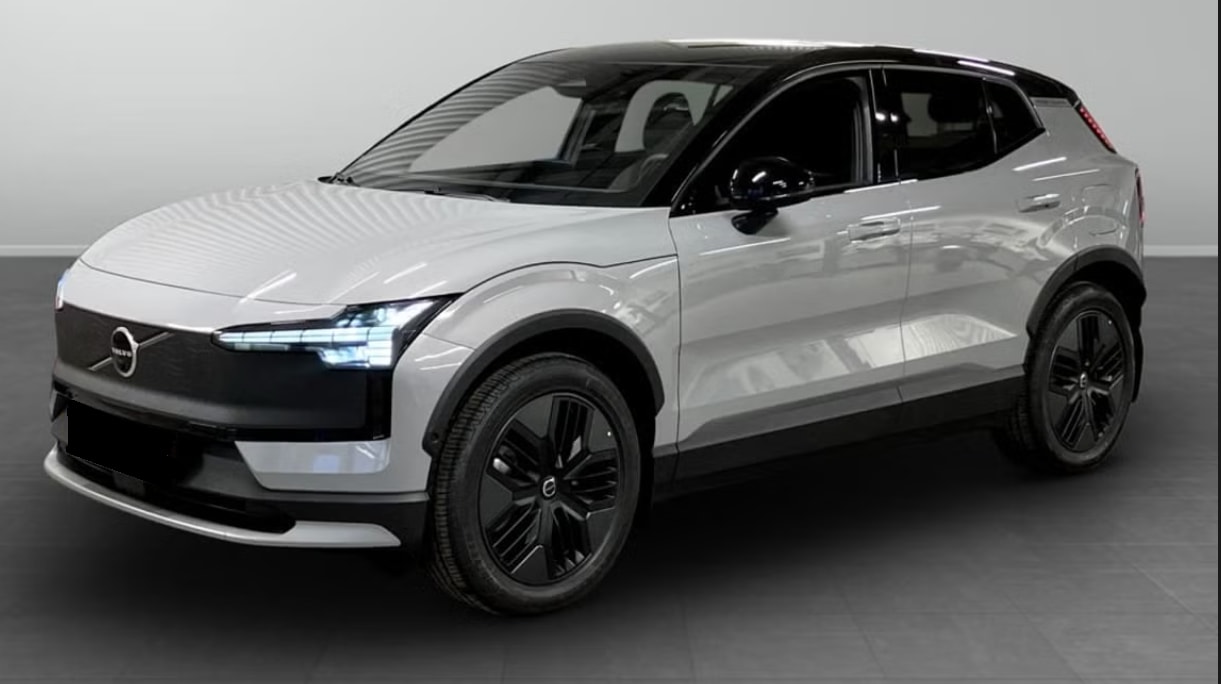 VOLVO EX30 Cross Country E60 69kWh Twin Performance AWD-image-0