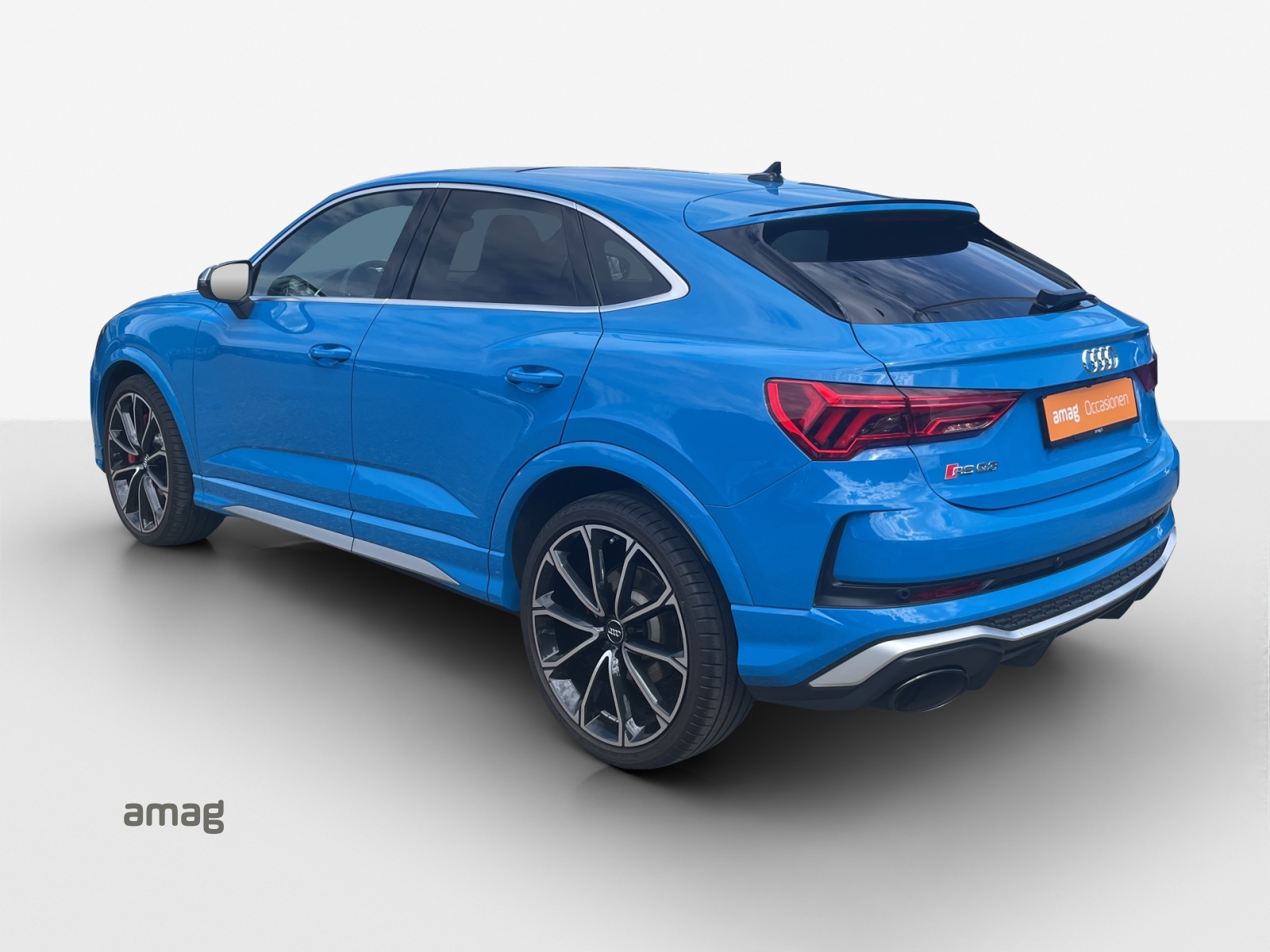 AUDI RS Q3 Sportback quattro S tronic-image-2