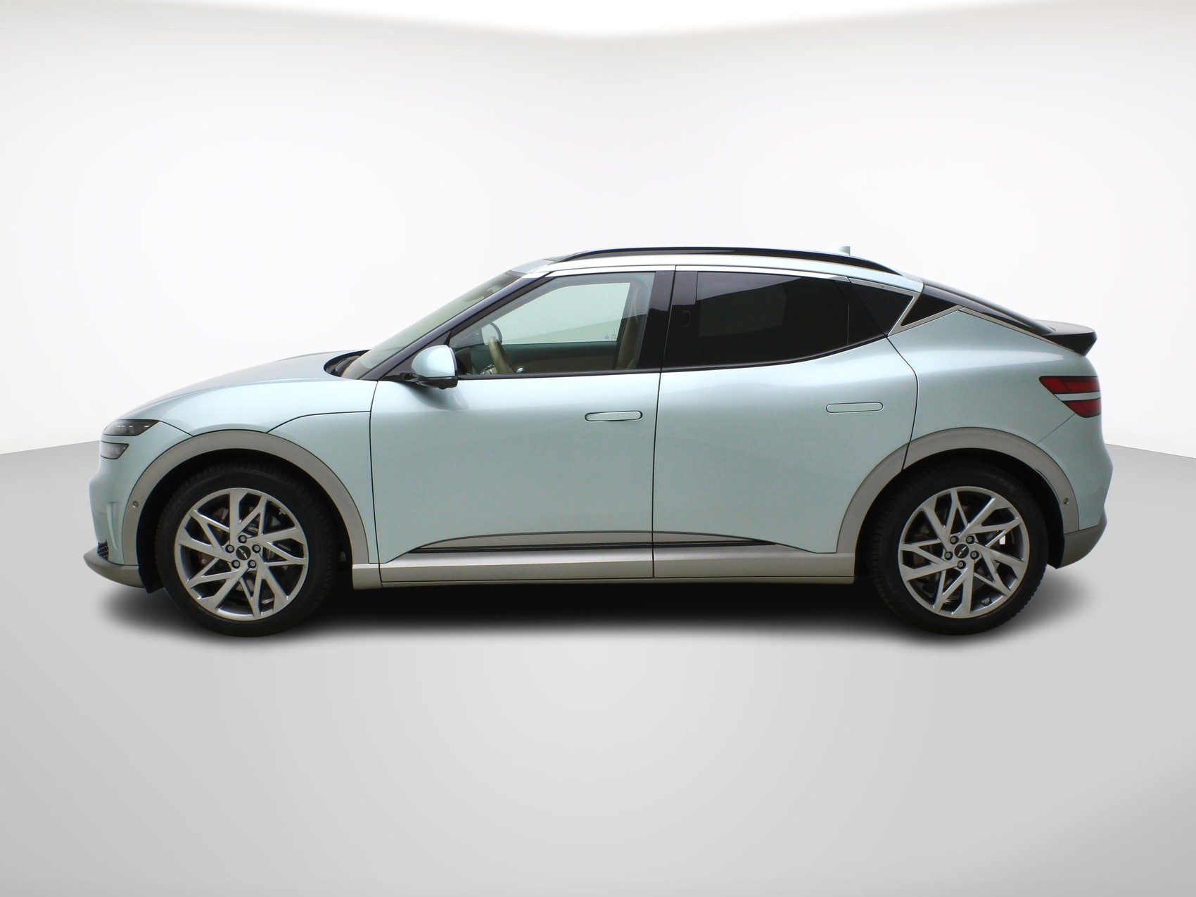 GENESIS GV60 77.4 kWh Sport AWD **Neuwertiger Genesis Vorführer**-image-2