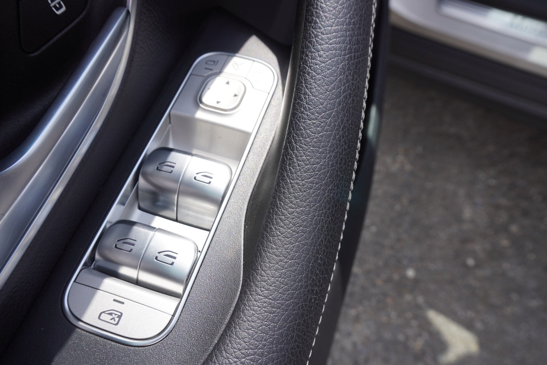 MERCEDES-BENZ GLE 450 4Matic 9G-Tronic-image-16