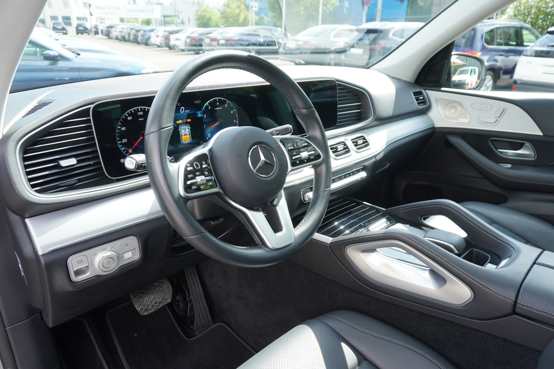 MERCEDES-BENZ GLE 450 4Matic 9G-Tronic-image-13