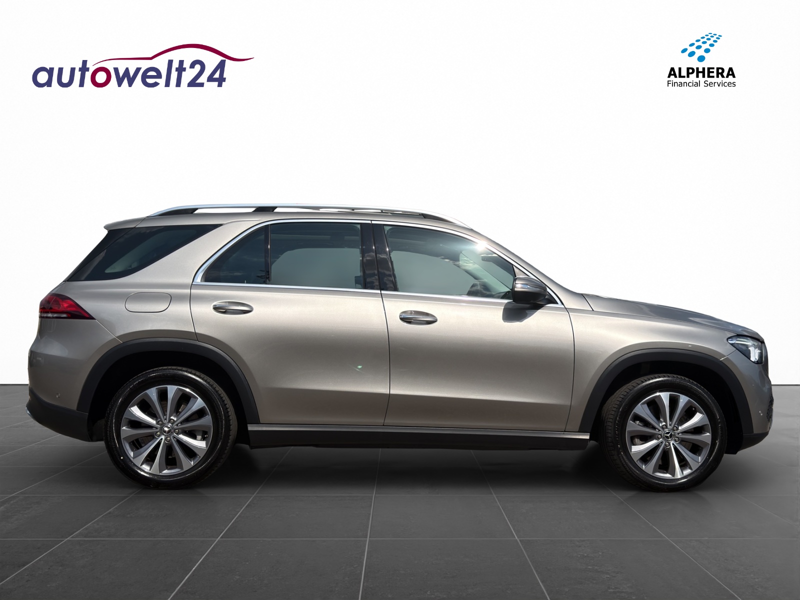 MERCEDES-BENZ GLE 450 4Matic 9G-Tronic-showroom-element-3