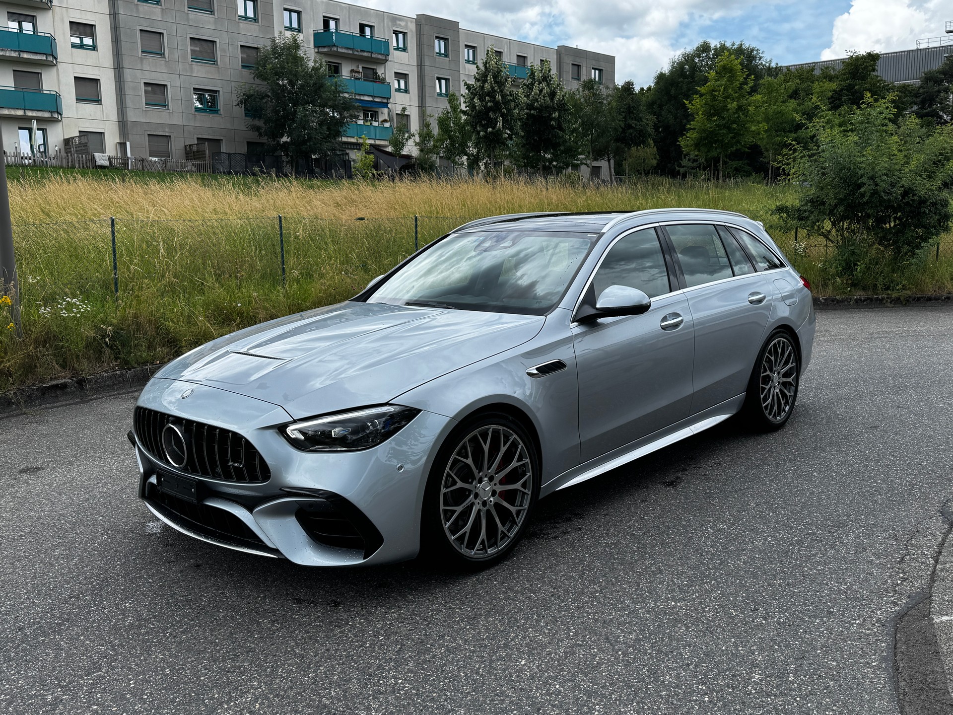 MERCEDES-BENZ C 63 S AMG T E Performance 4 Matic-image-0