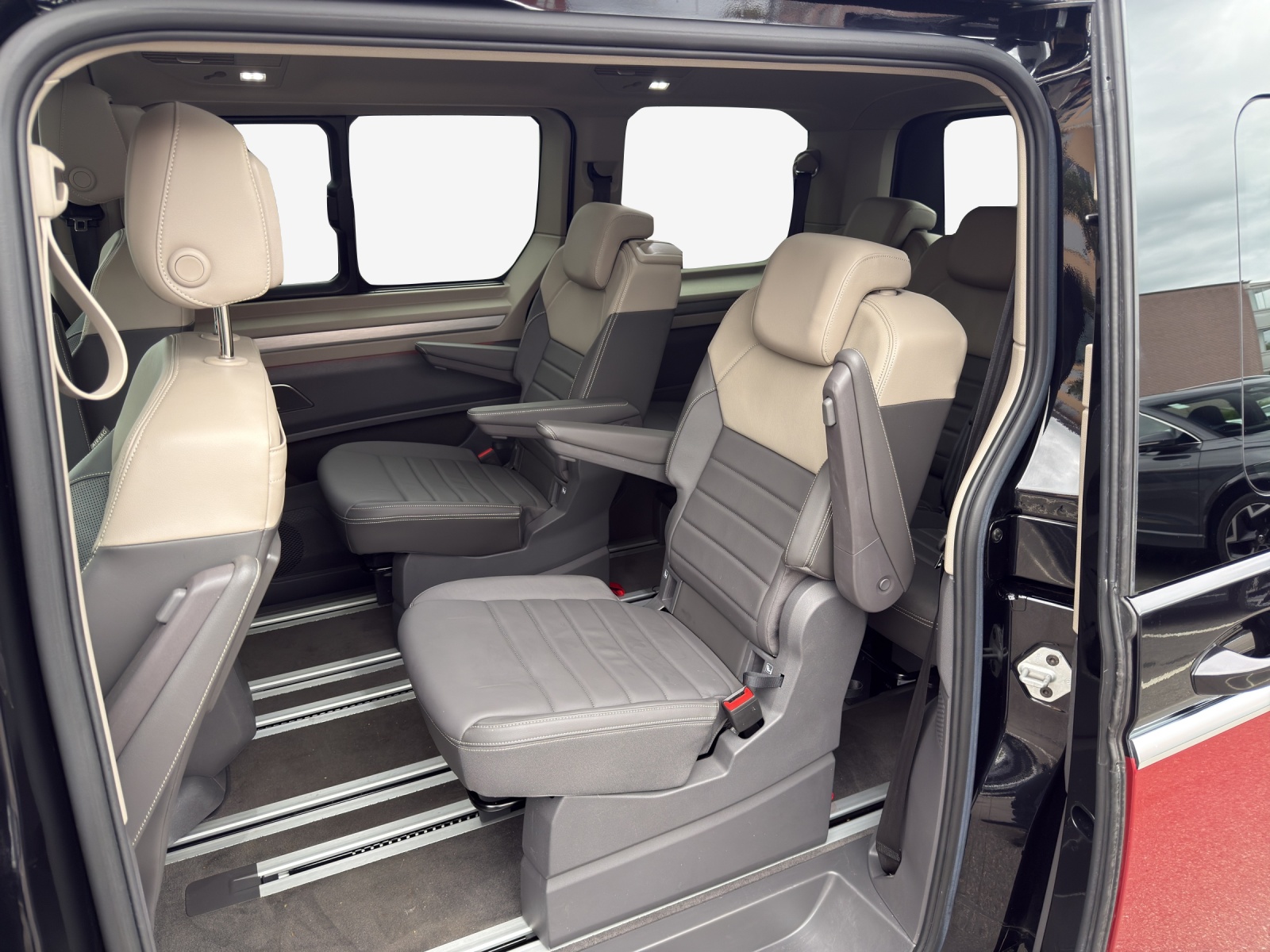 VW Multivan 2.0 TSI Style DSG-image-11