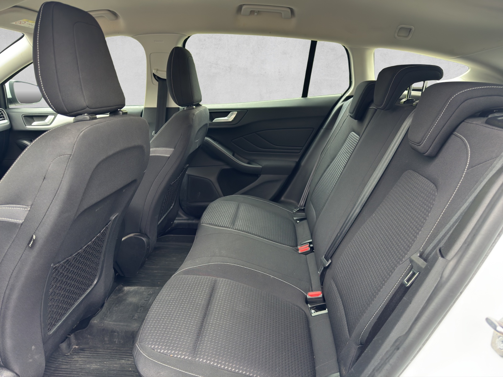 FORD Focus 1.5 TDCi Trend+-image-11