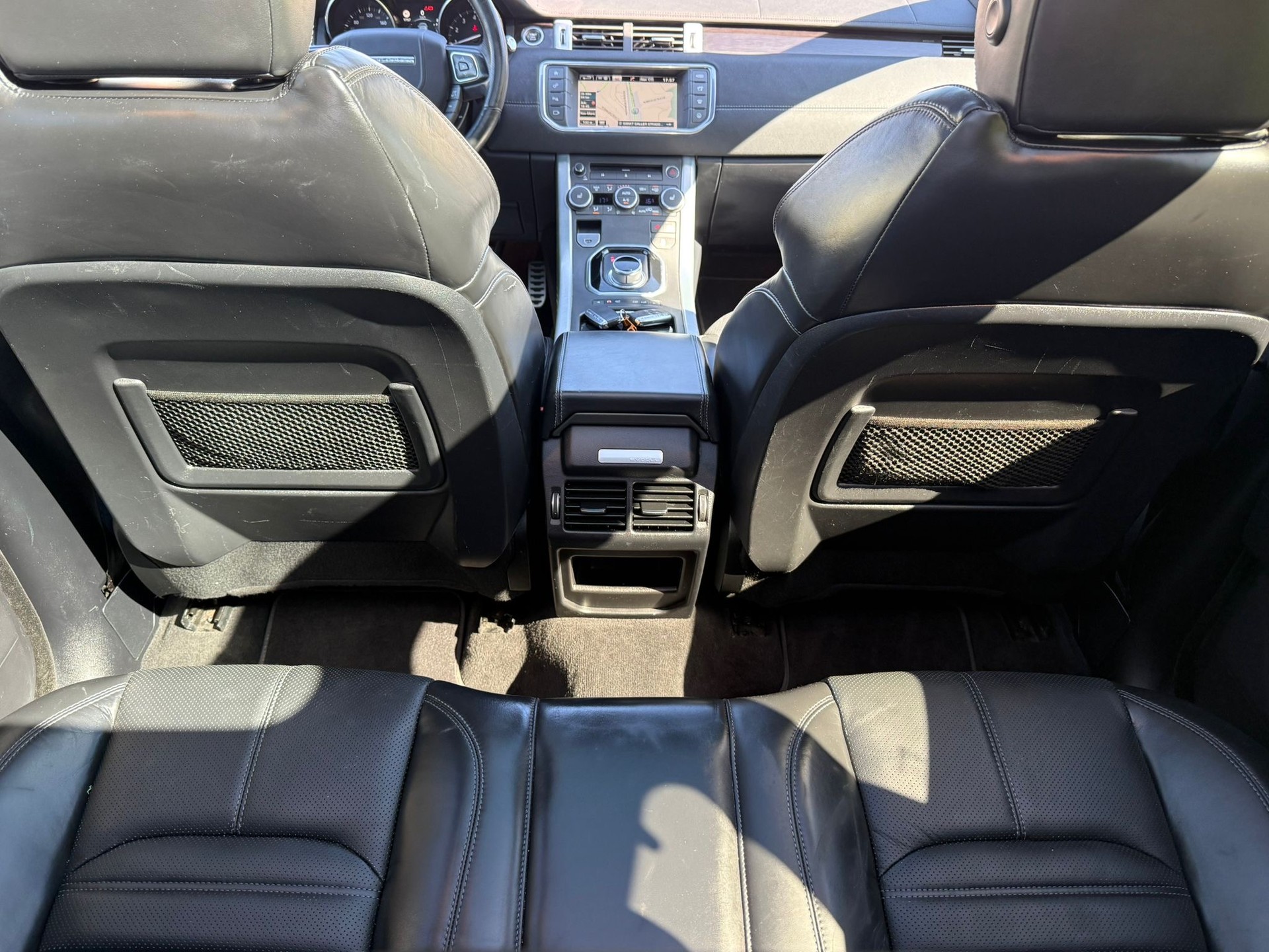 LAND ROVER Range Rover Evoque 2.0 Si4 HSE Dynamic AT9-image-13