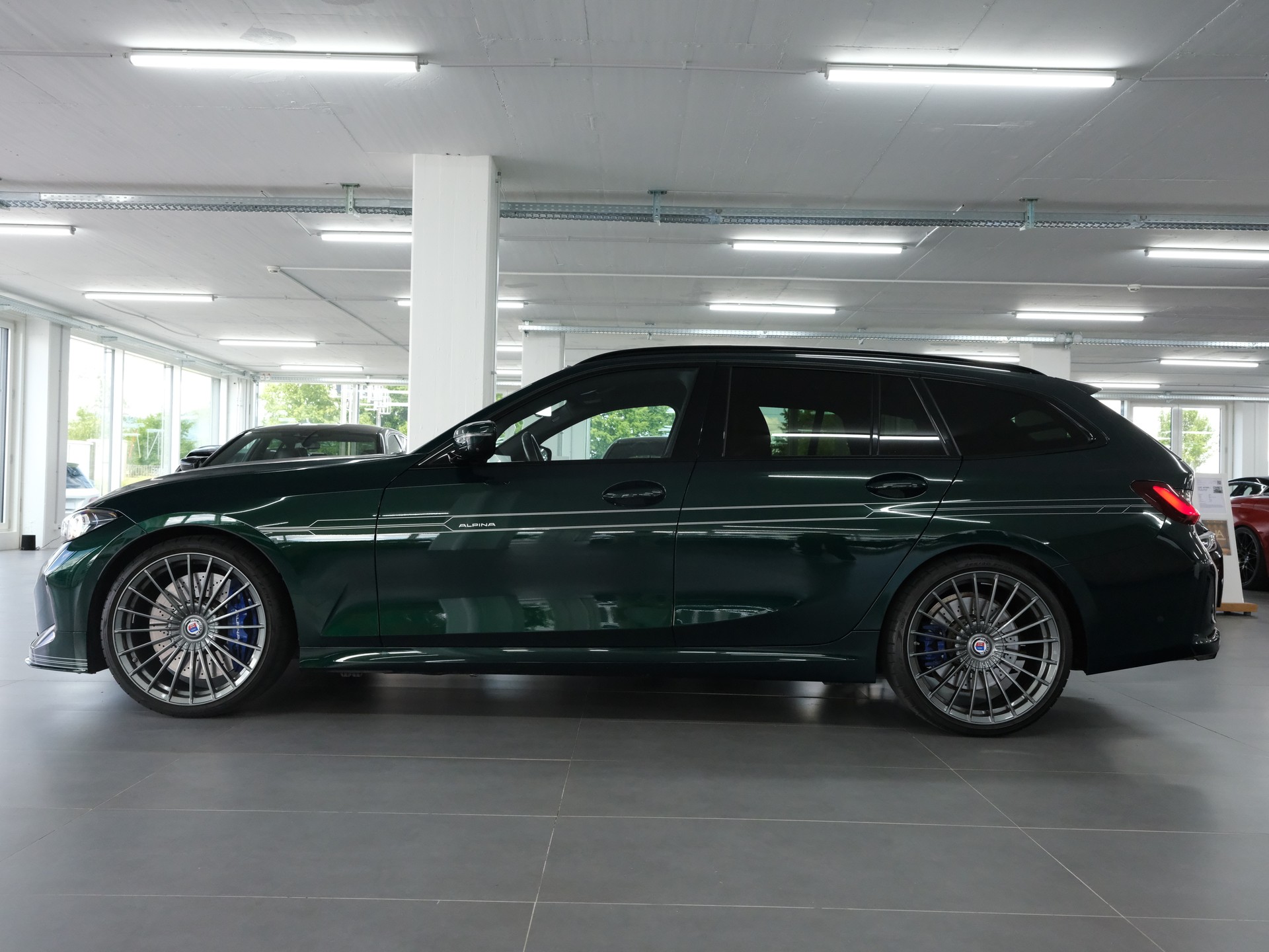 BMW-ALPINA B3 BiTurbo Touring 3.0 xDrive Switch-Tronic *BMW Werksgarantie * *Panorama* *Head up Display*-image-5
