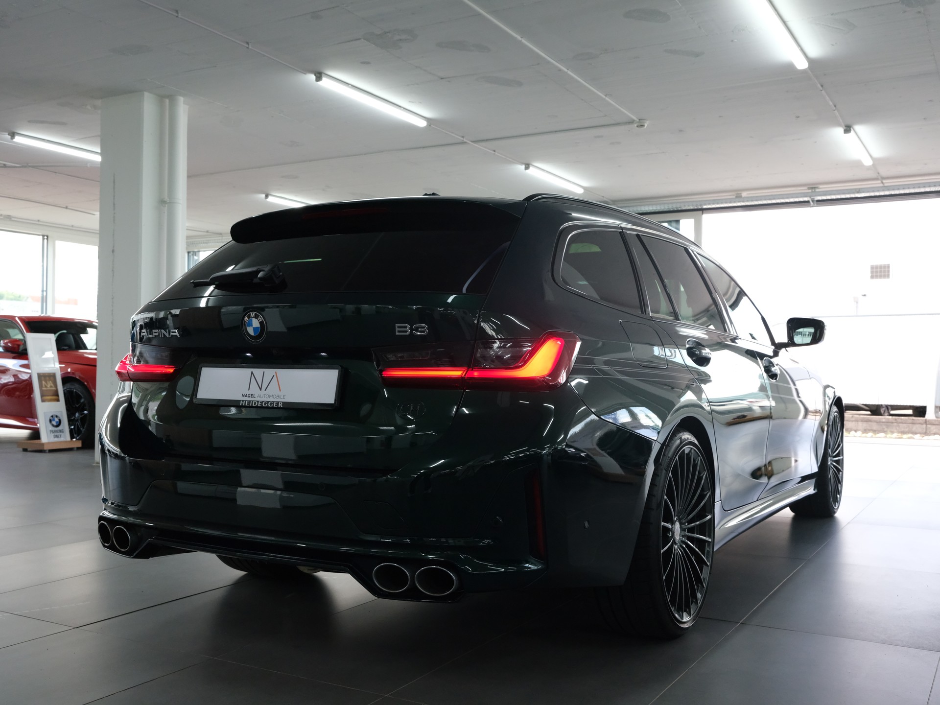 BMW-ALPINA B3 BiTurbo Touring 3.0 xDrive Switch-Tronic *BMW Werksgarantie * *Panorama* *Head up Display*-image-2