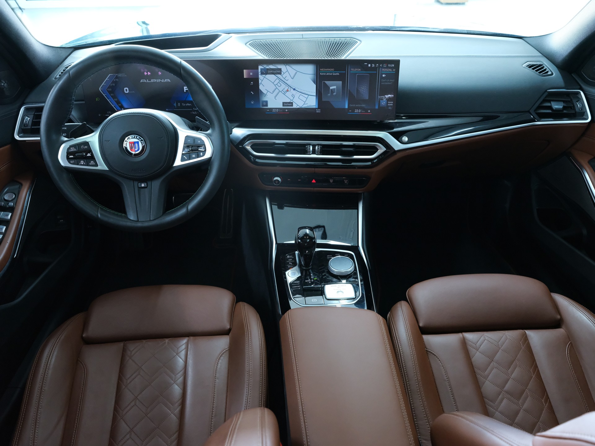 BMW-ALPINA B3 BiTurbo Touring 3.0 xDrive Switch-Tronic *BMW Werksgarantie * *Panorama* *Head up Display*-image-24