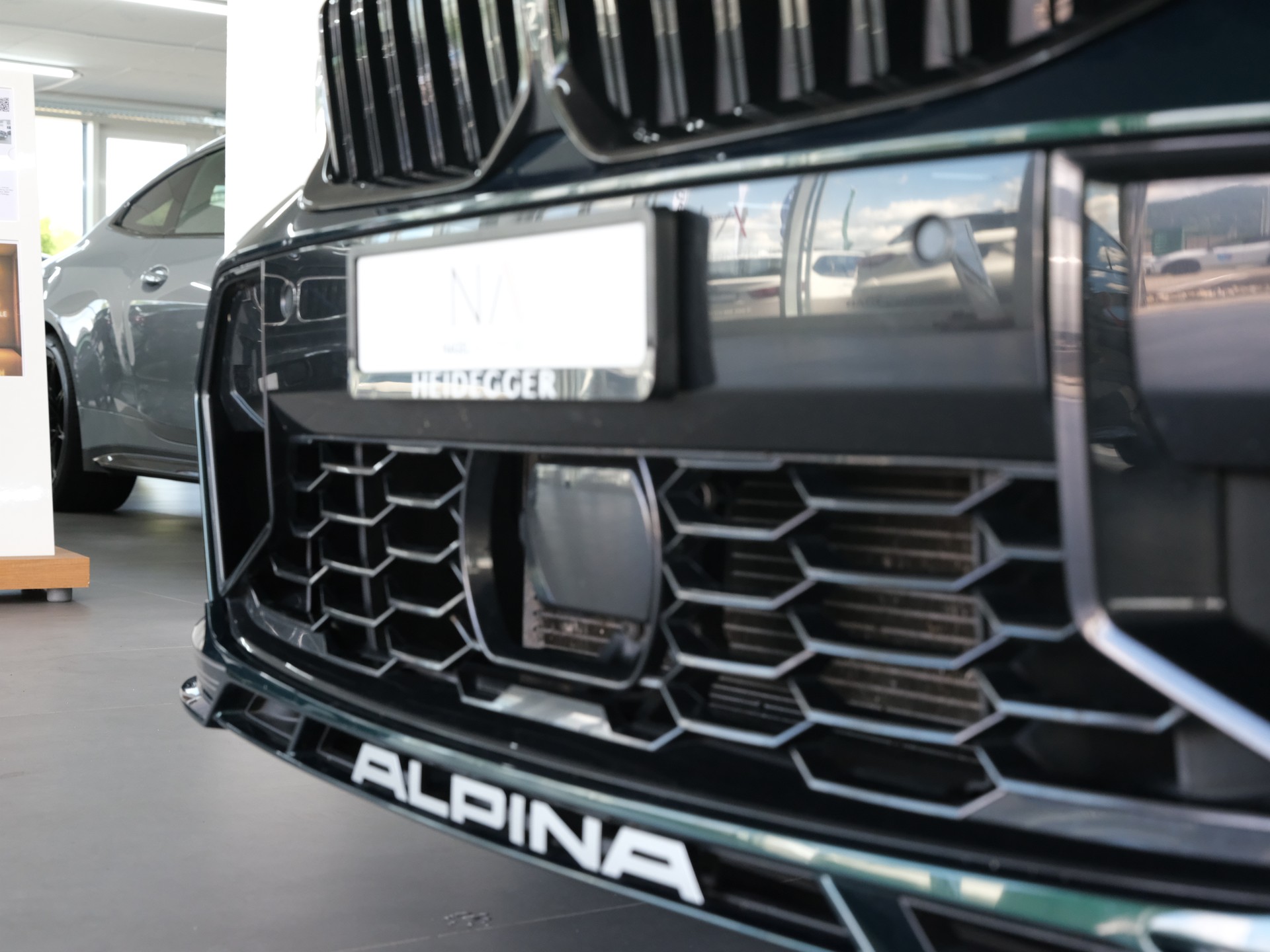 BMW-ALPINA B3 BiTurbo Touring 3.0 xDrive Switch-Tronic *BMW Werksgarantie * *Panorama* *Head up Display*-image-9